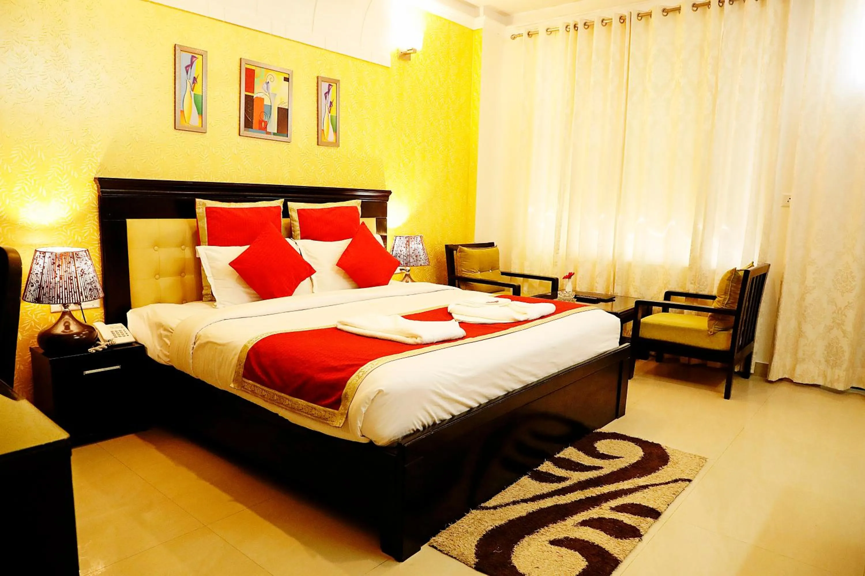 Photo of the whole room, Bed in Hotel Yog Vashishth