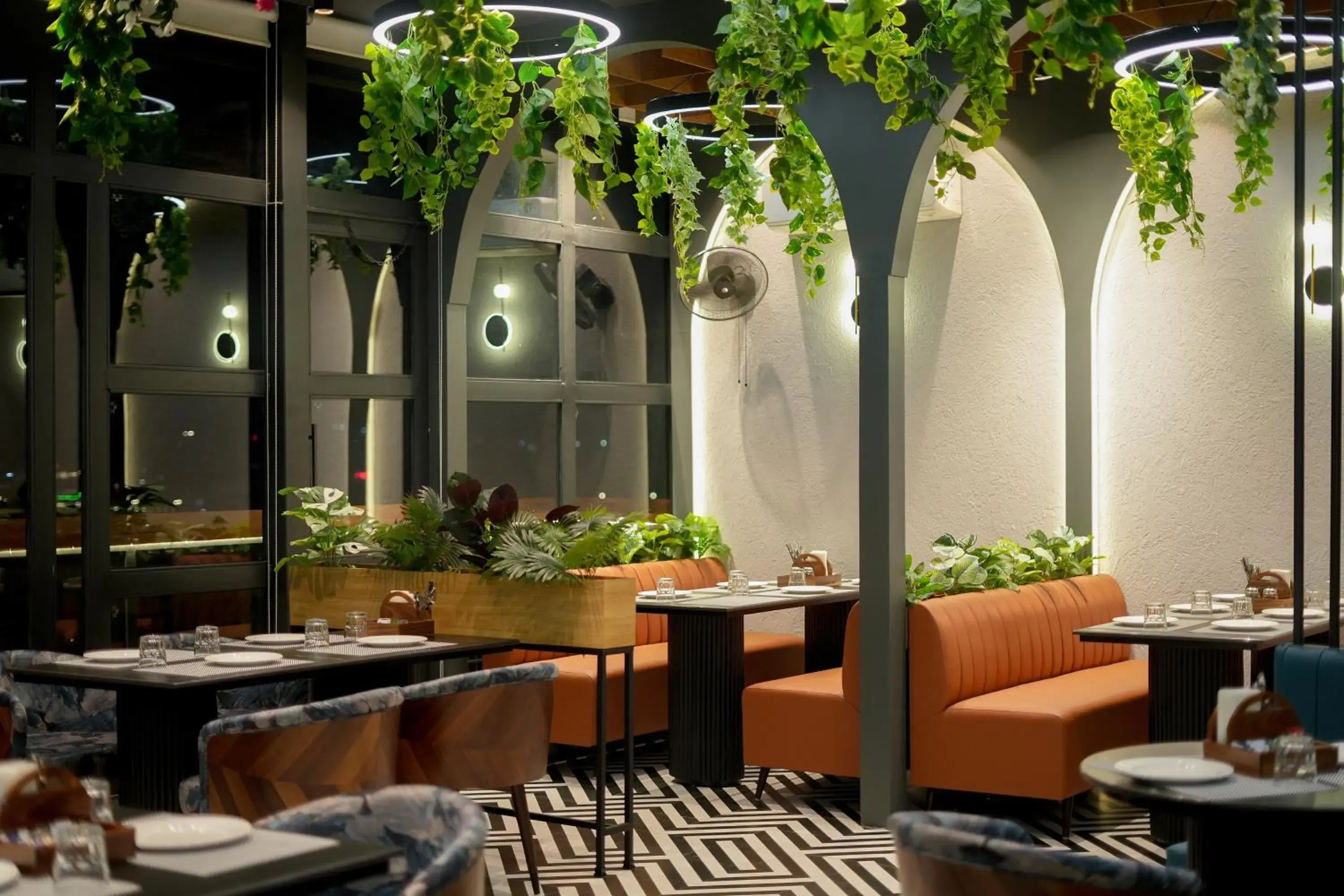 Restaurant/places to eat in Hotel Yog Vashishth Restaurant/places to eat in Hotel Yog Vashishth