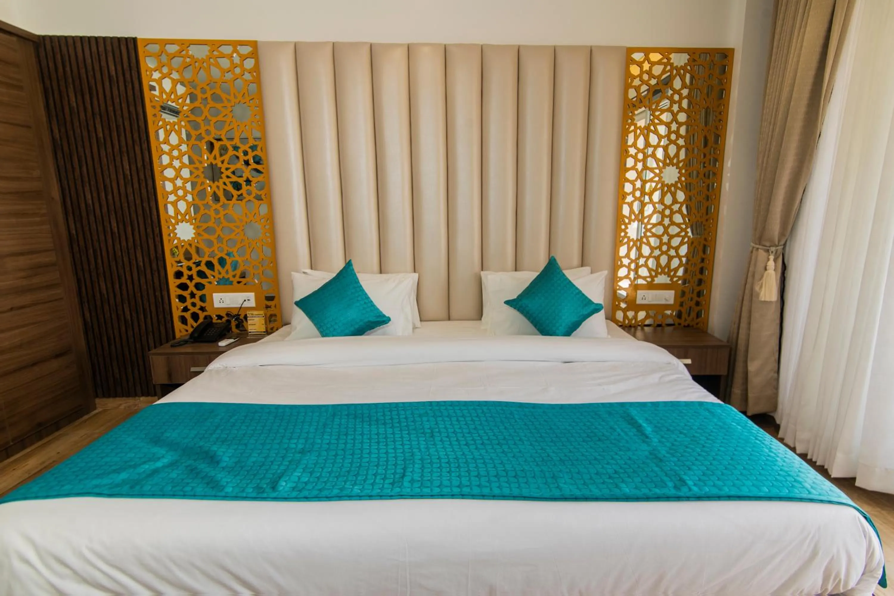 Bed in Hotel Yog Vashishth