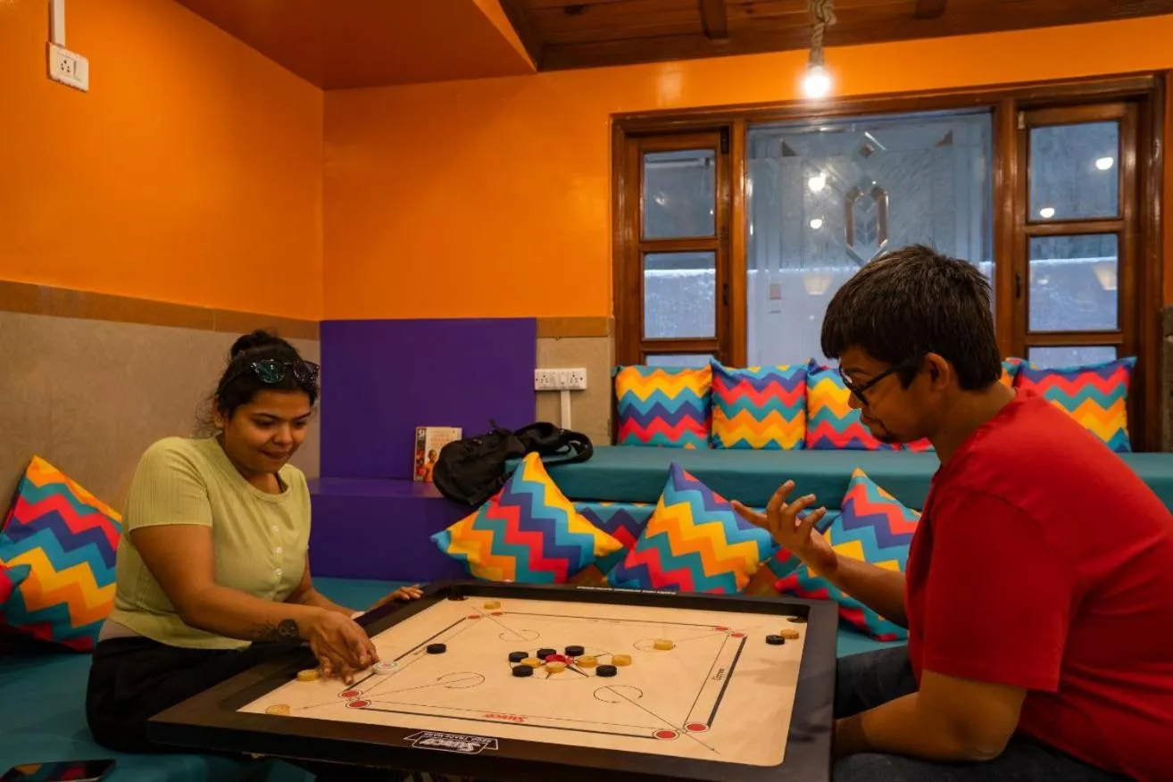 Seating area in goSTOPS Bengaluru, Gandhi Nagar Majestic