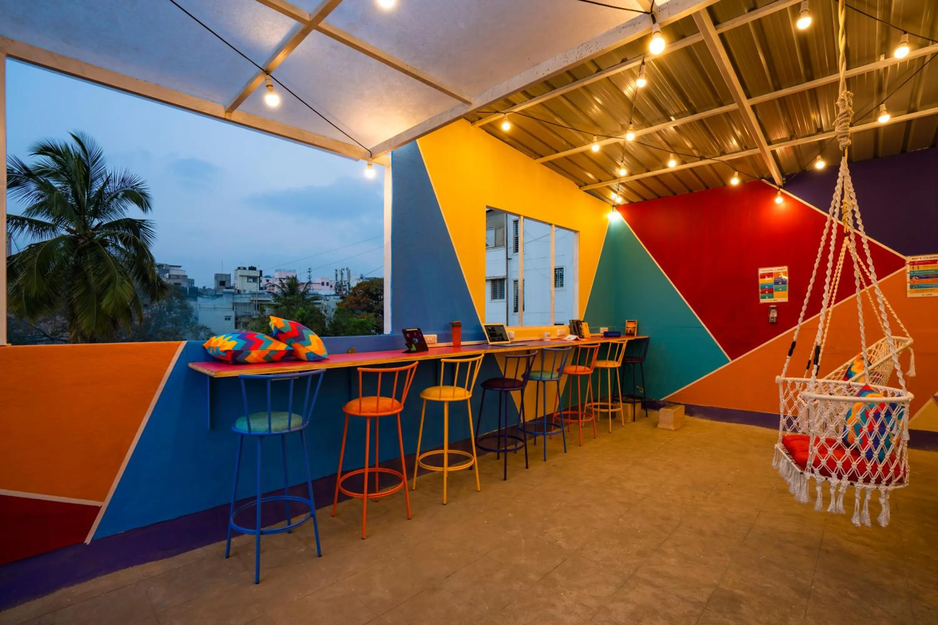 Seating area in goSTOPS Bengaluru, Gandhi Nagar Majestic - Private Rooms & Dorms