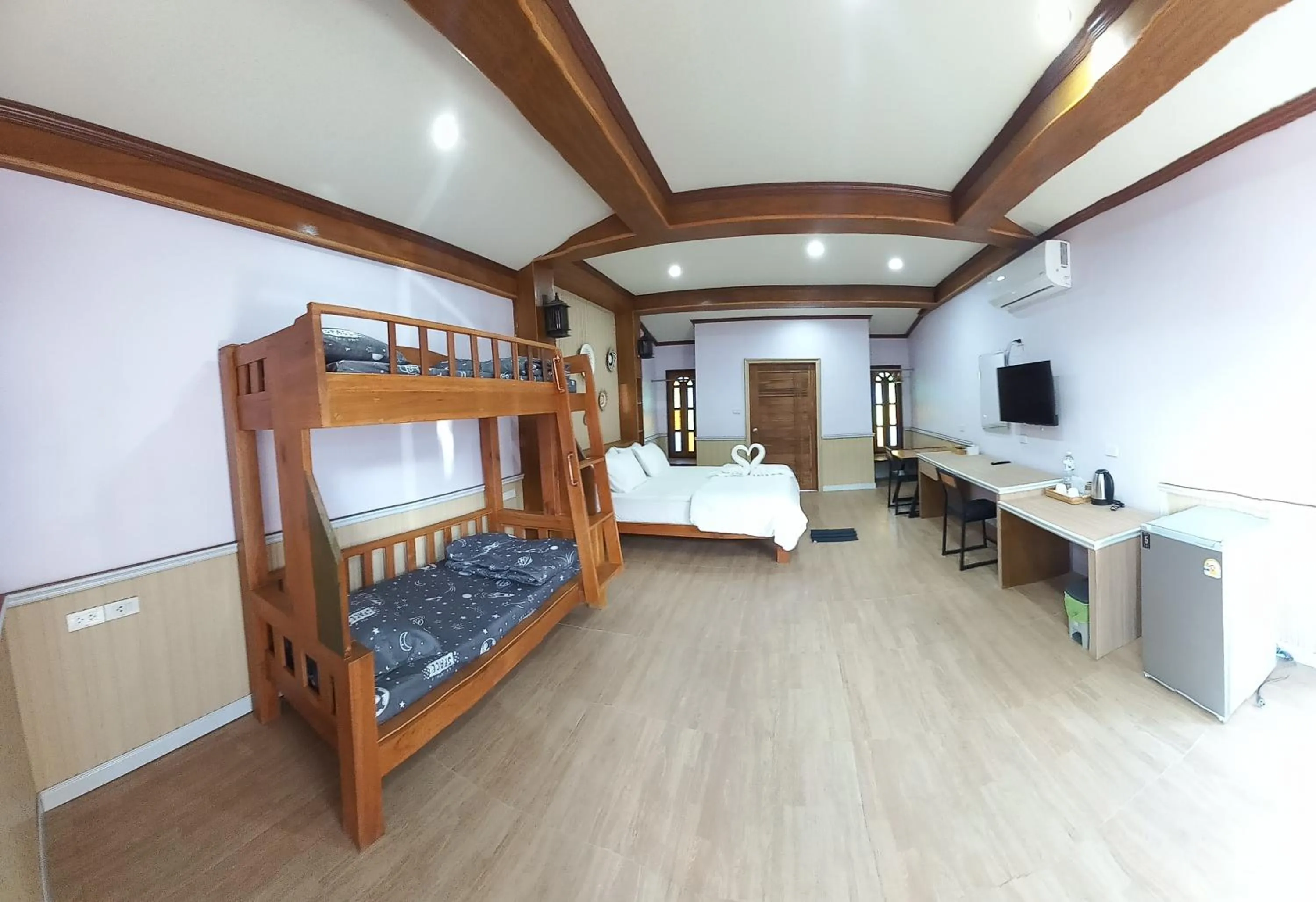 Bed in Mangrove House Lanta Old Town