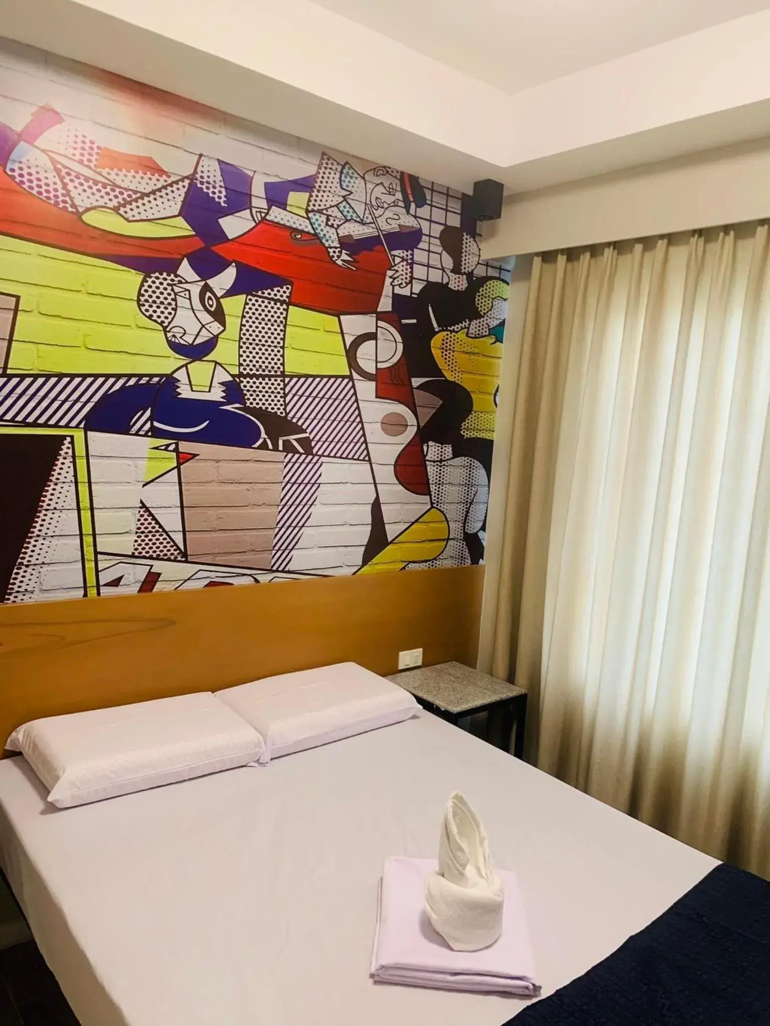 Photo of the whole room in Sultana Ysabella Hotel and Event Photo of the whole room in Sultana Ysabella Hotel and Event