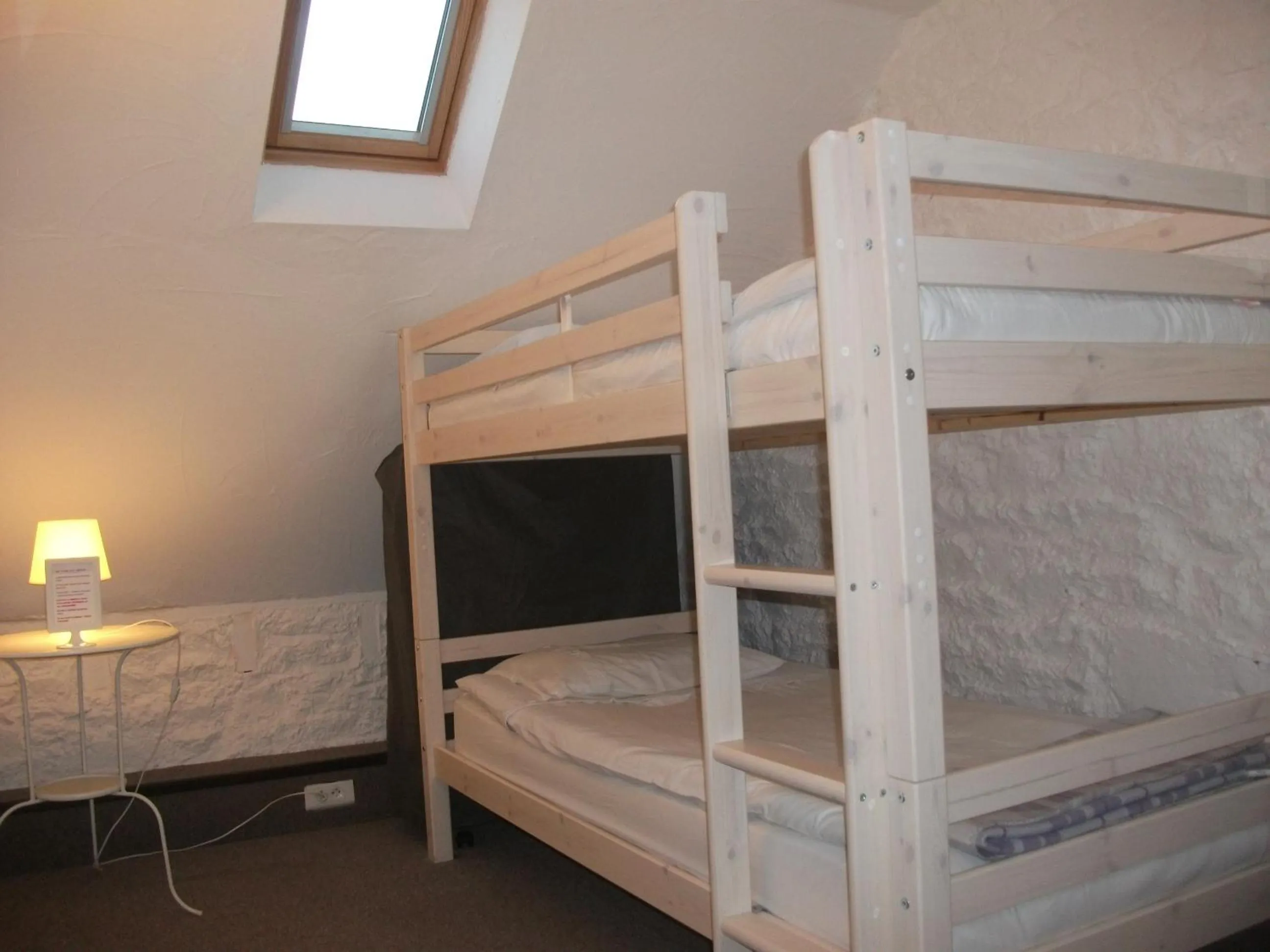 bunk bed, Bed in Au Bon Accueil