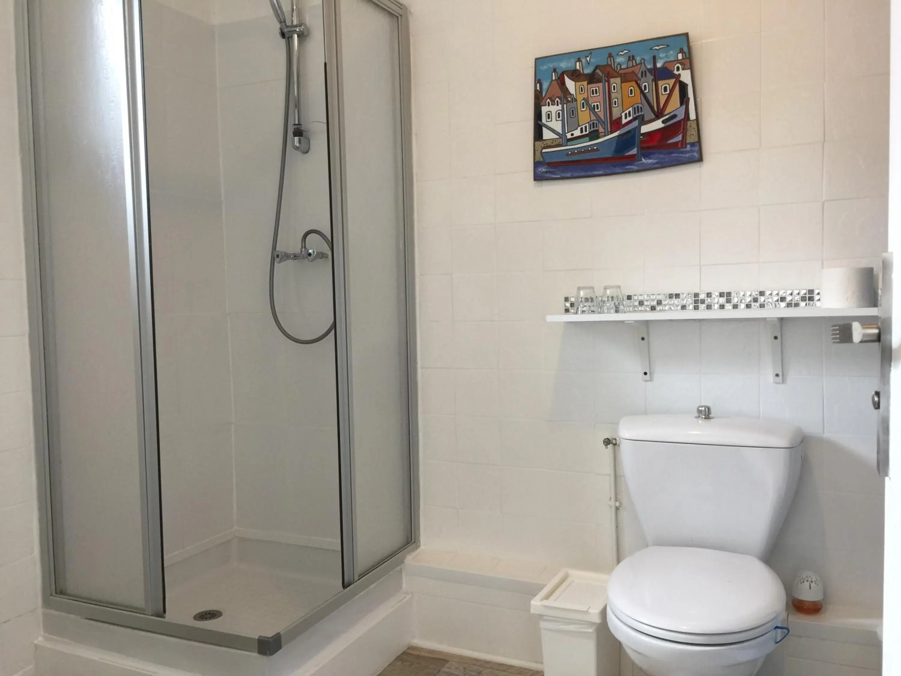 Shower in Au Bon Accueil