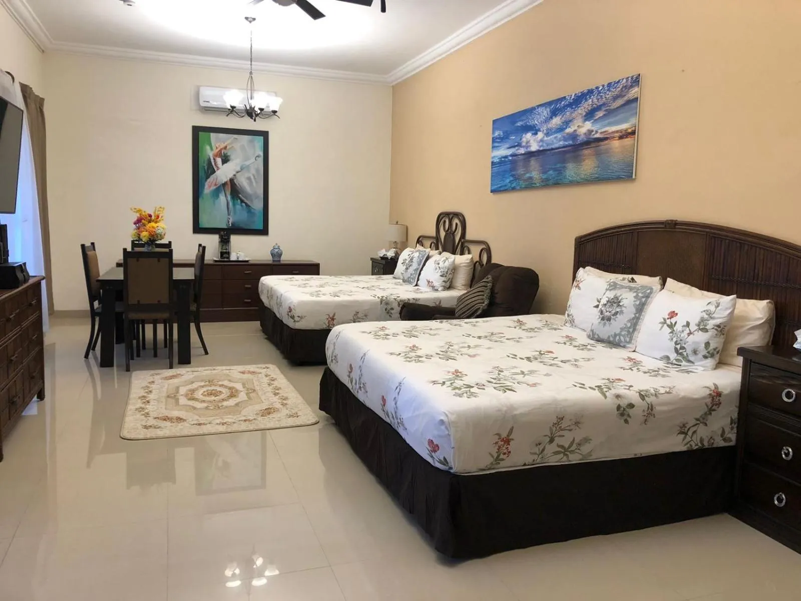 Photo of the whole room, Bed in Hotel Boutique Villas Segovia Cozumel