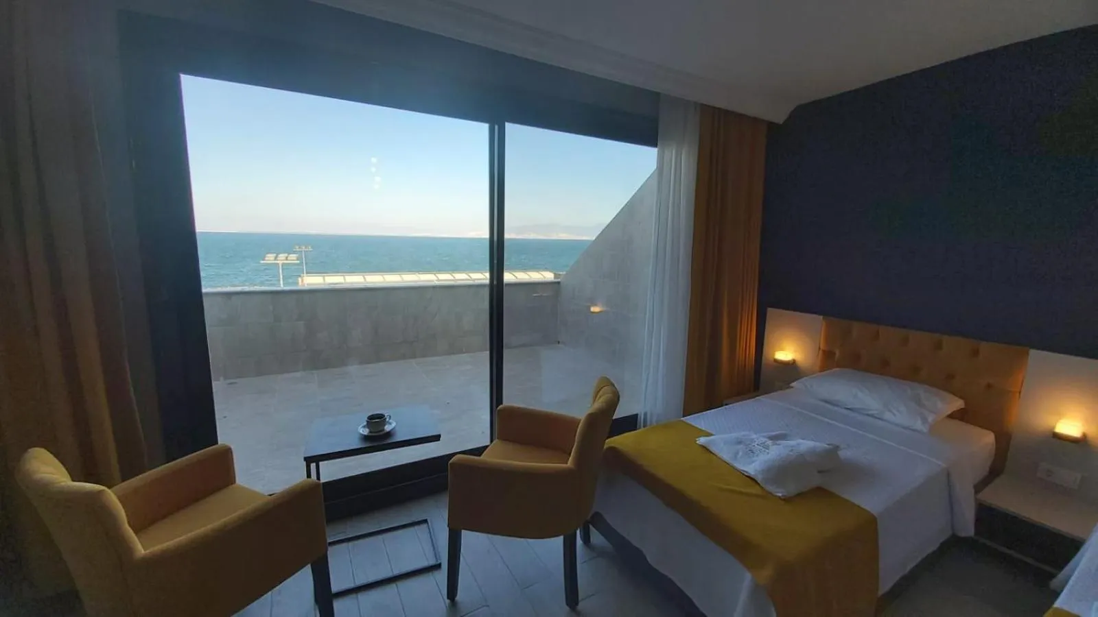 Bed in LİZBON HOTEL