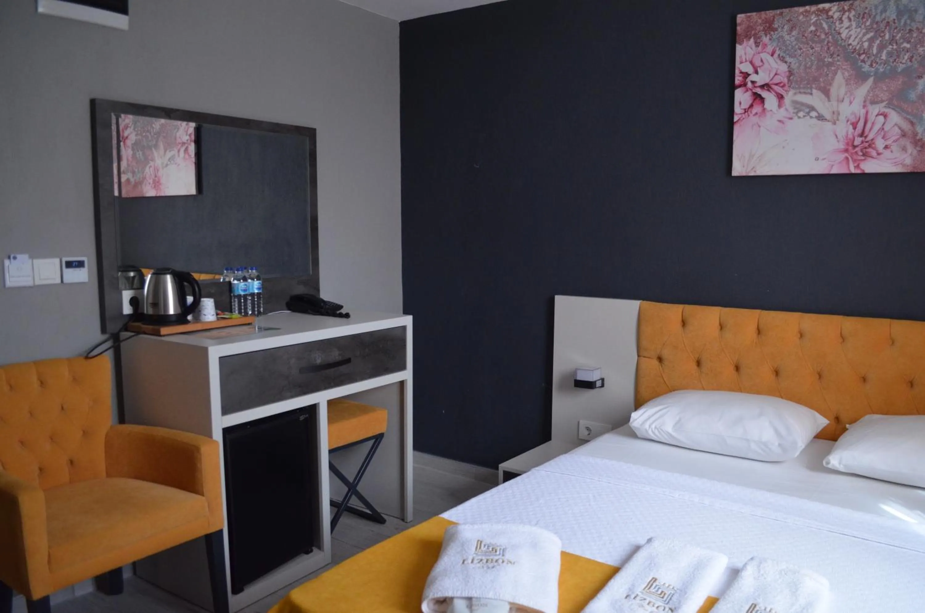 Bed in LİZBON HOTEL