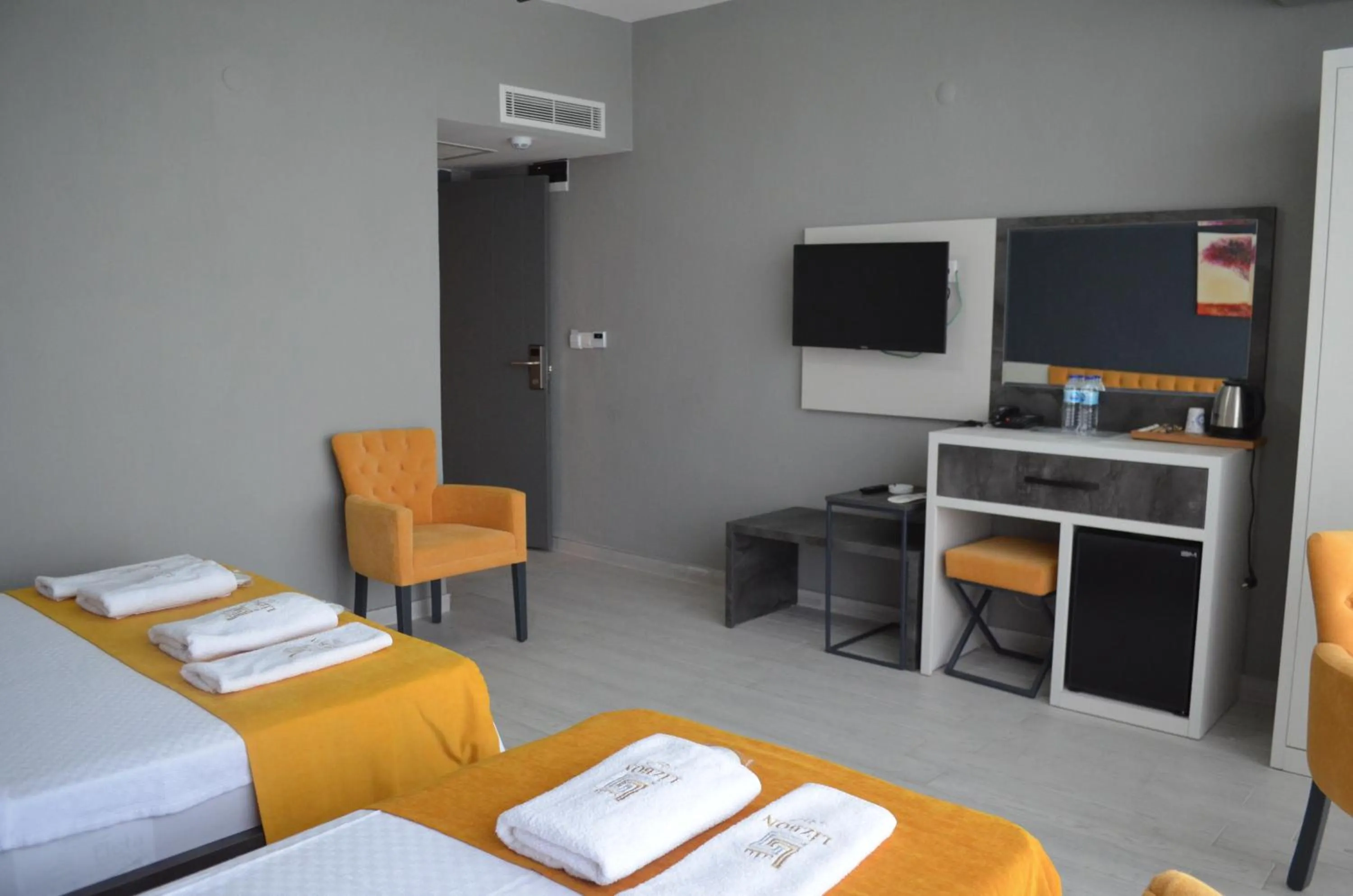 Bed in LİZBON HOTEL