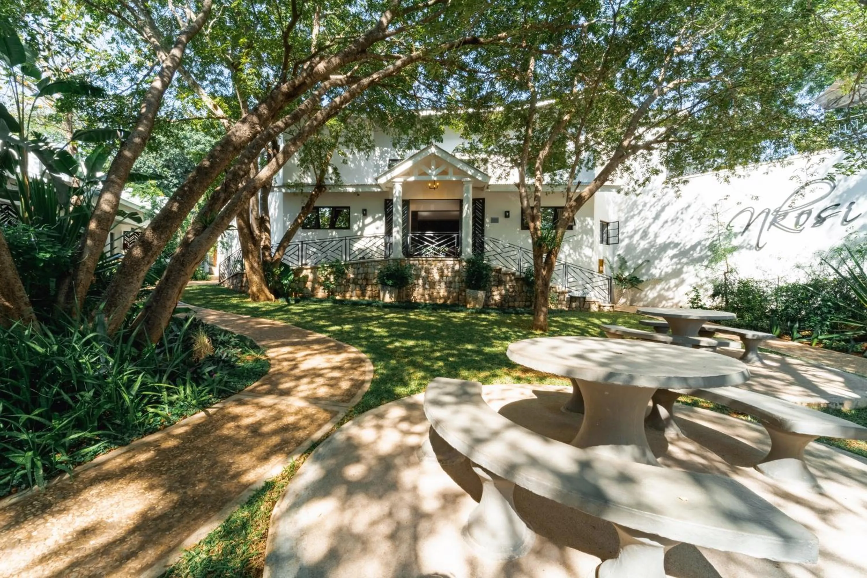 Property building in Nkosi Guest Lodge