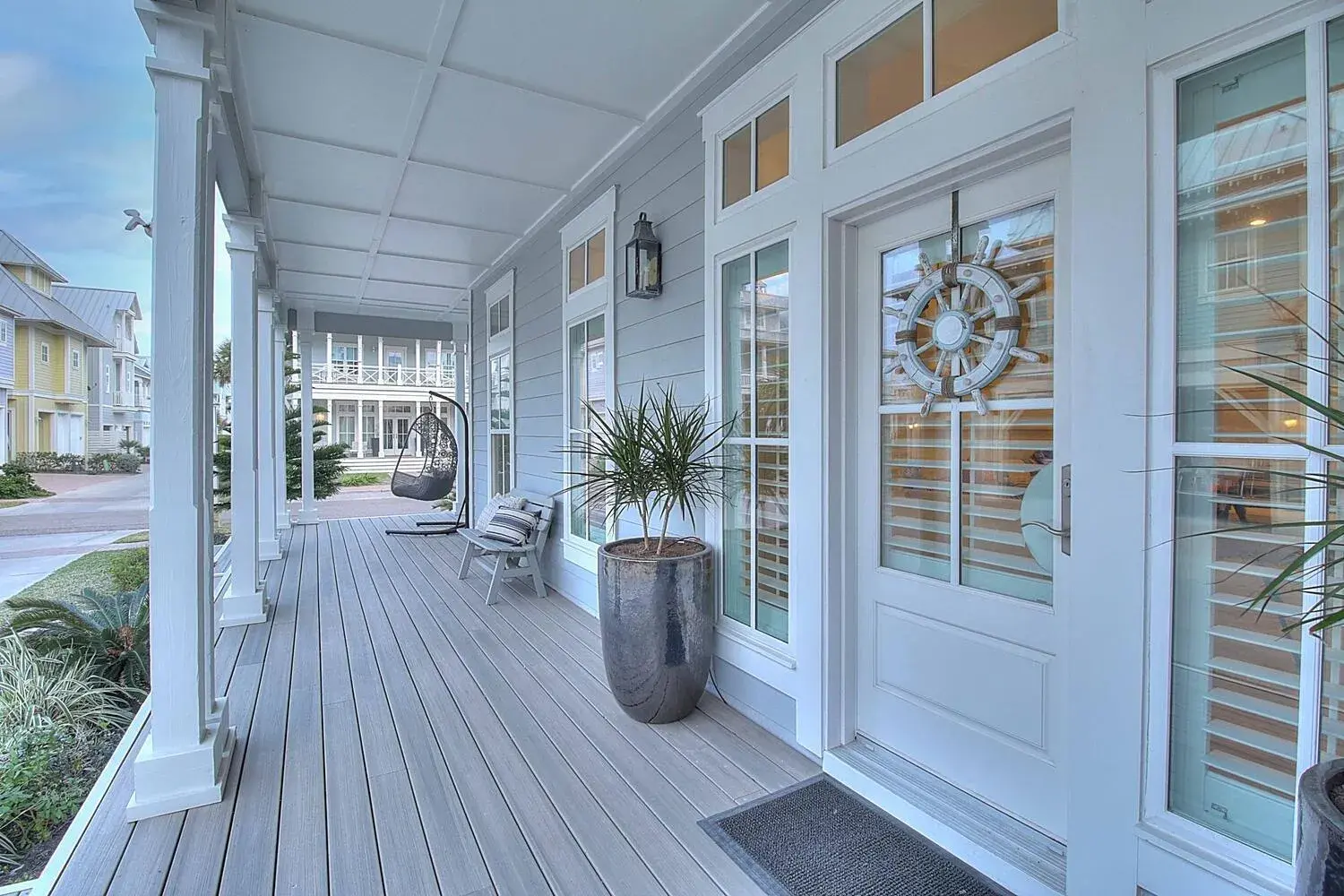 Beachful Easy Feeling 117 CE Beachful Easy Feeling 117 CE