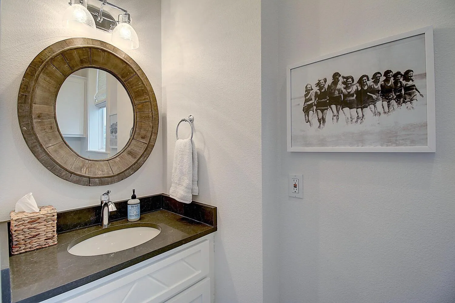 Other in Beachful Easy Feeling 117 CE