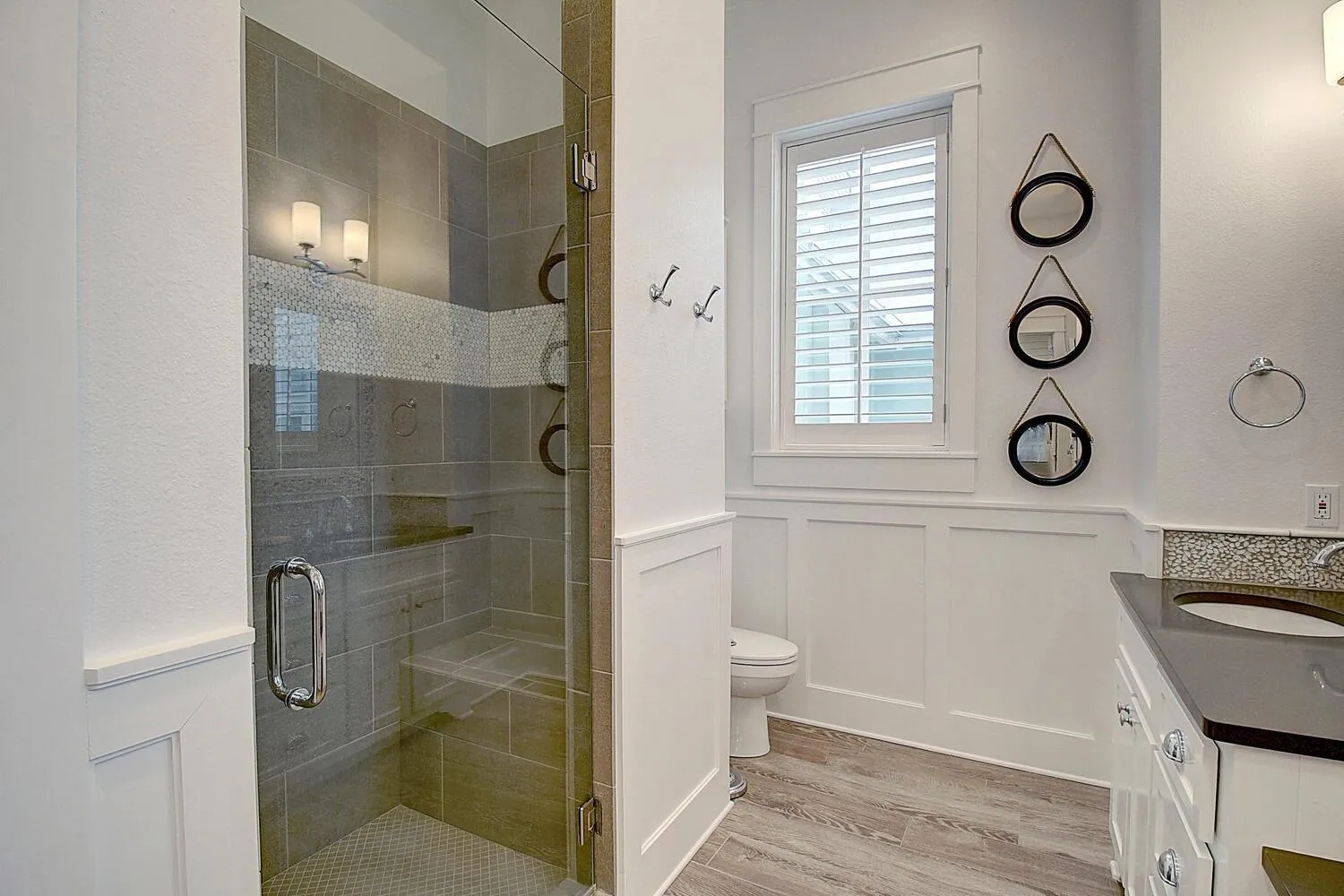 Other in Beachful Easy Feeling 117 CE