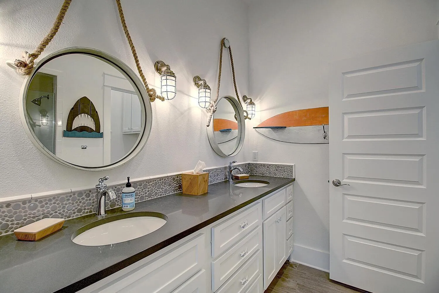 Other in Beachful Easy Feeling 117 CE