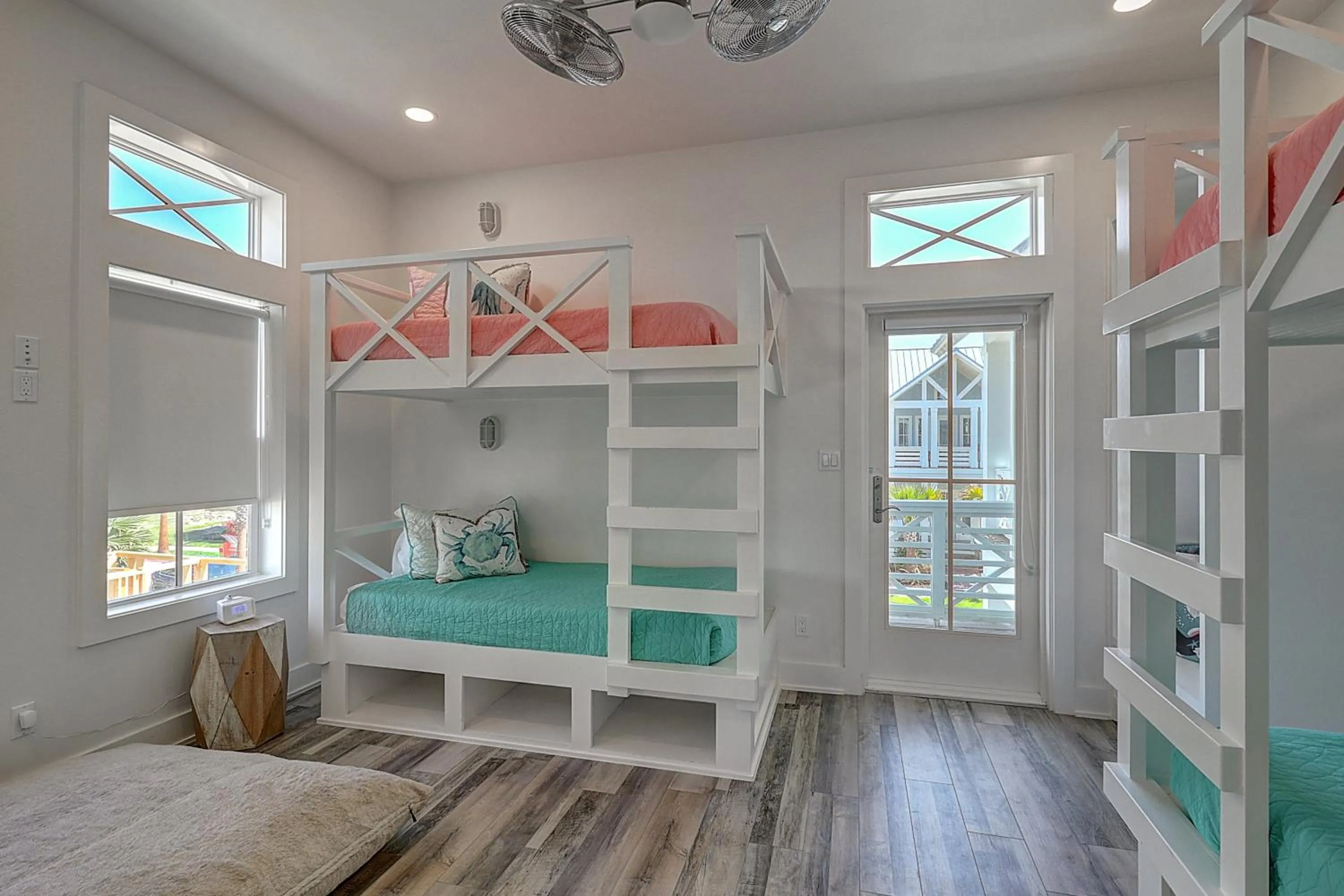 Other, Bed in Just Wanna Have Sun 288 HI