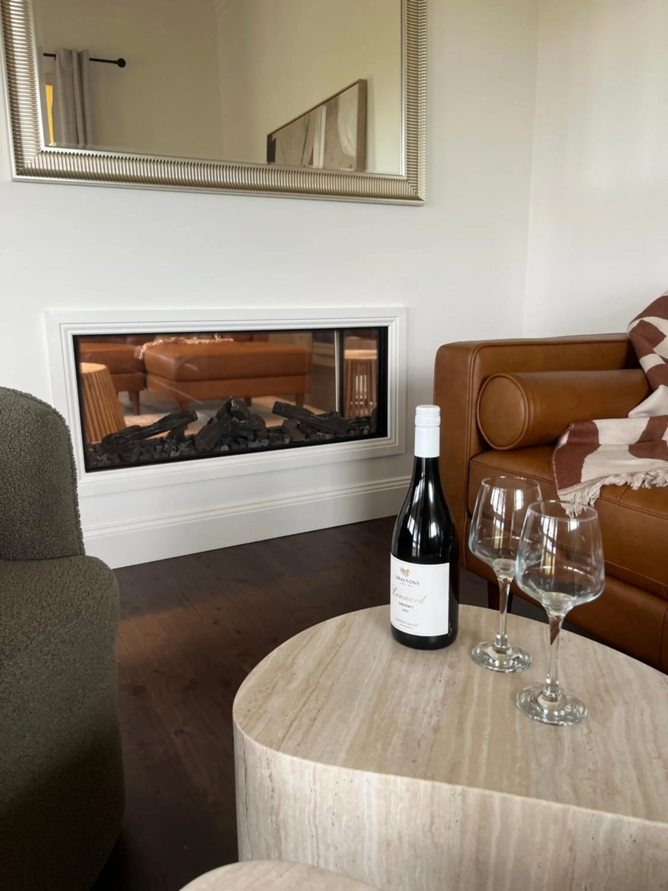 Living room in Pokolbin Farm Stay