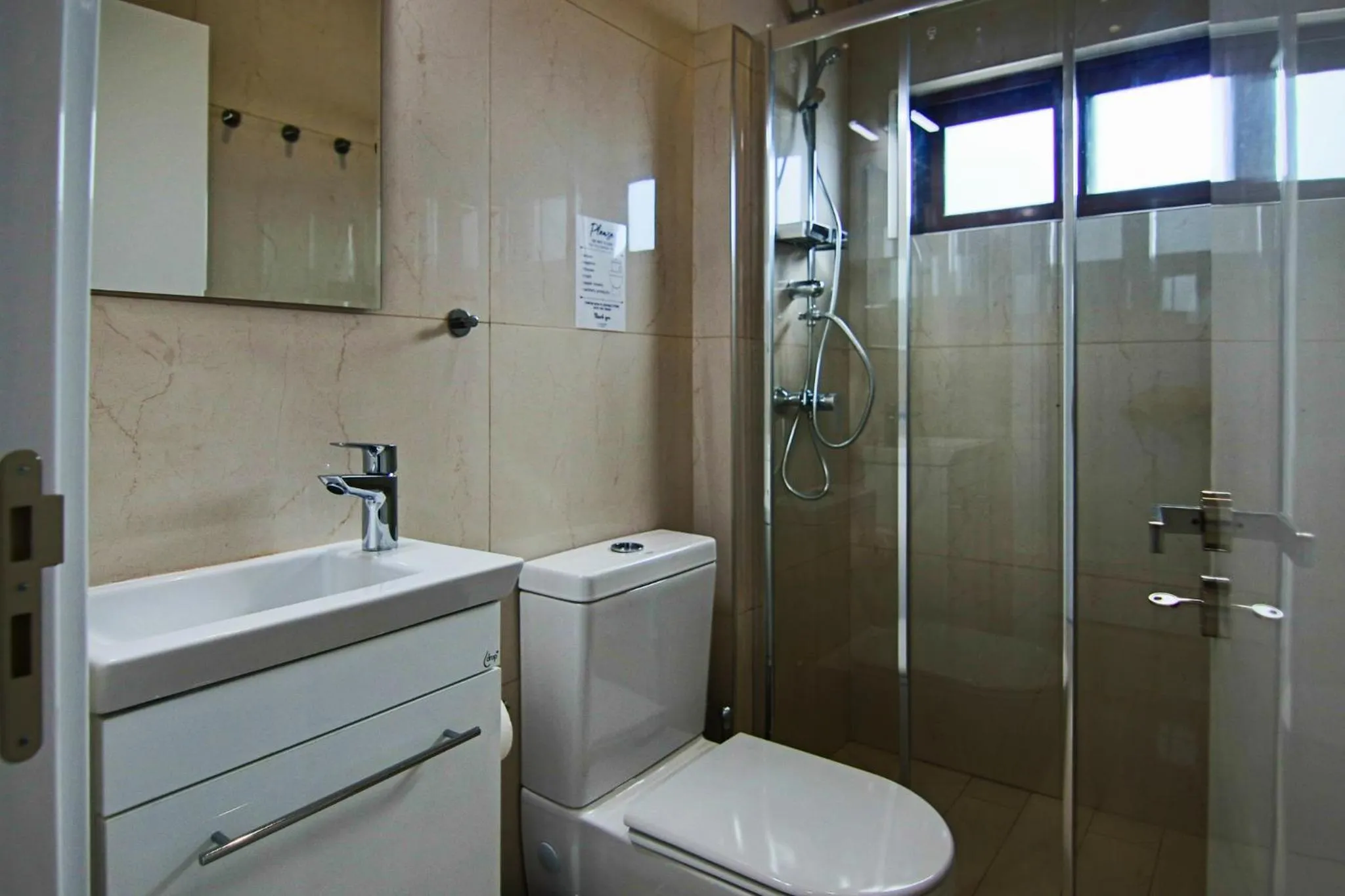 Bathroom in Phaedrus Living: Seaside Flat Constantinos 113