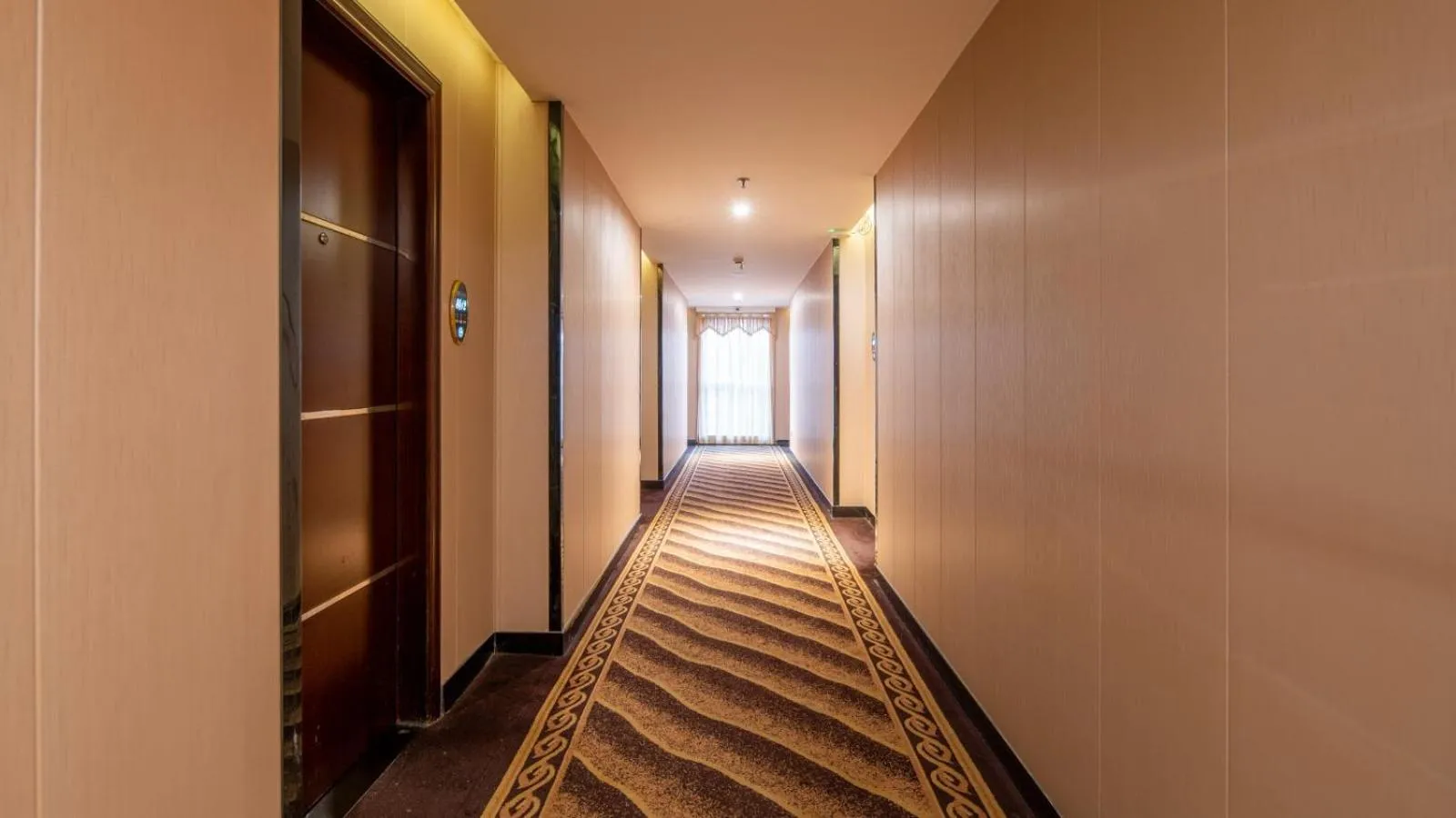 Suoxing Hotel Yijing Yangchun Donghu West Road