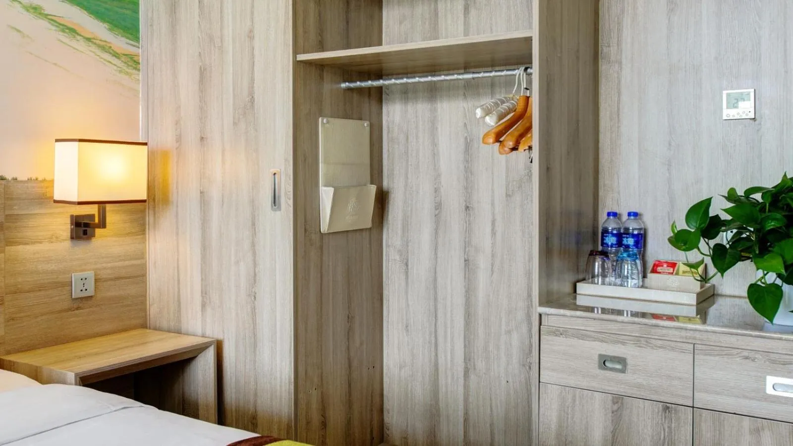 Vyluk Hotel Yuncheng Salt Lake Nanfeng Plaza