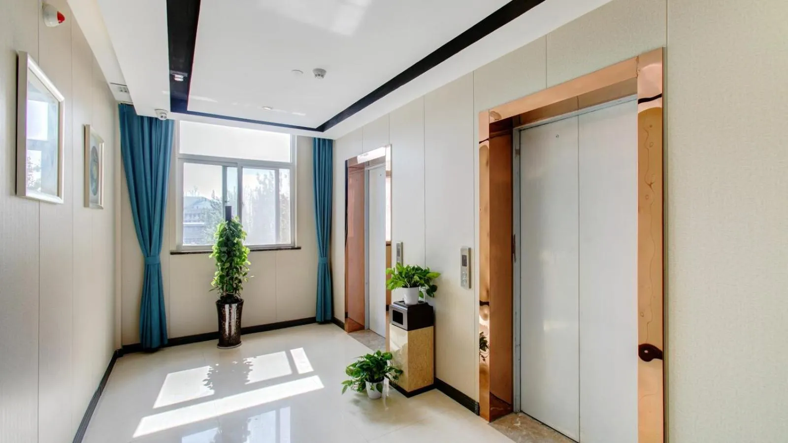 Vyluk Hotel Yuncheng Salt Lake Nanfeng Plaza