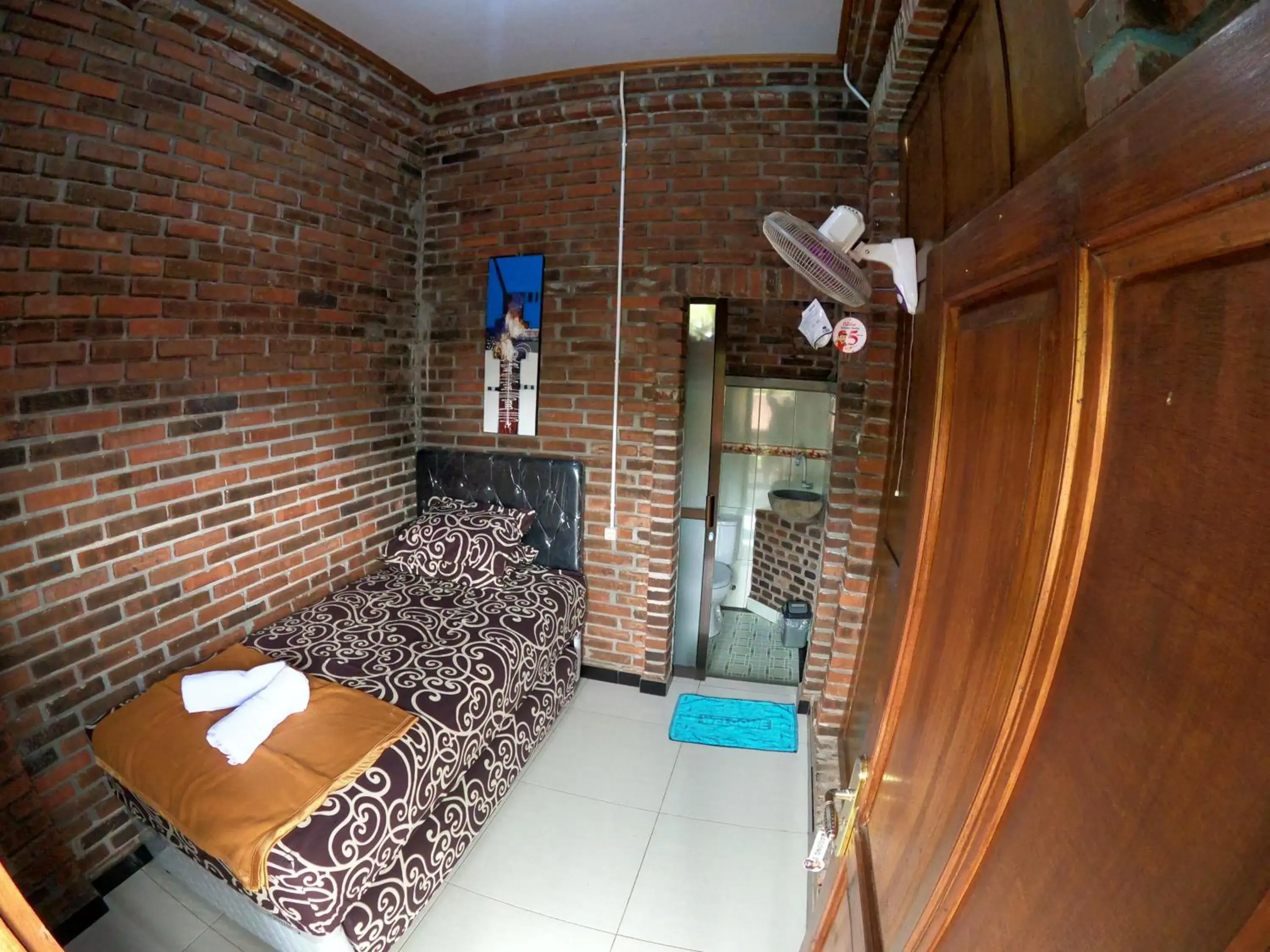 Standard Twin Room in Wisma Pancoeran Standard Twin Room in Wisma Pancoeran