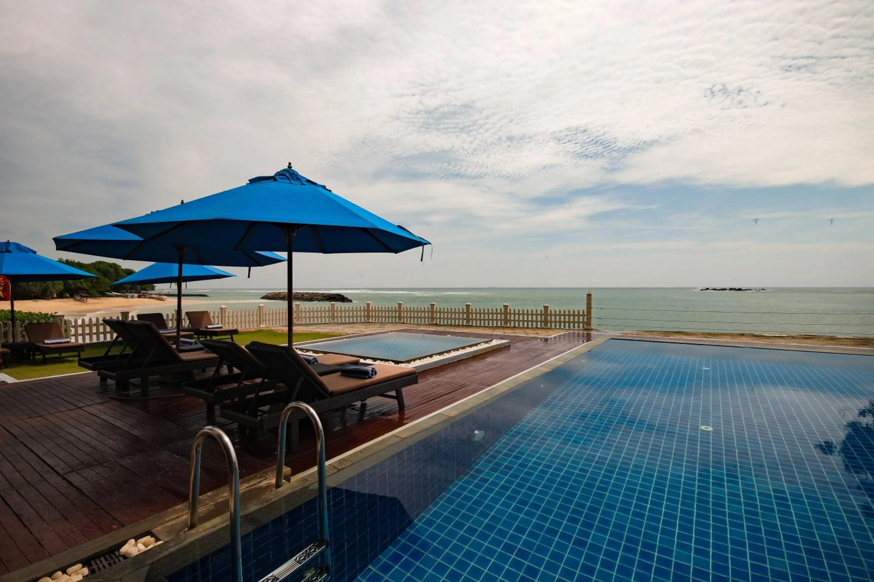 Property building in Garton's Cape