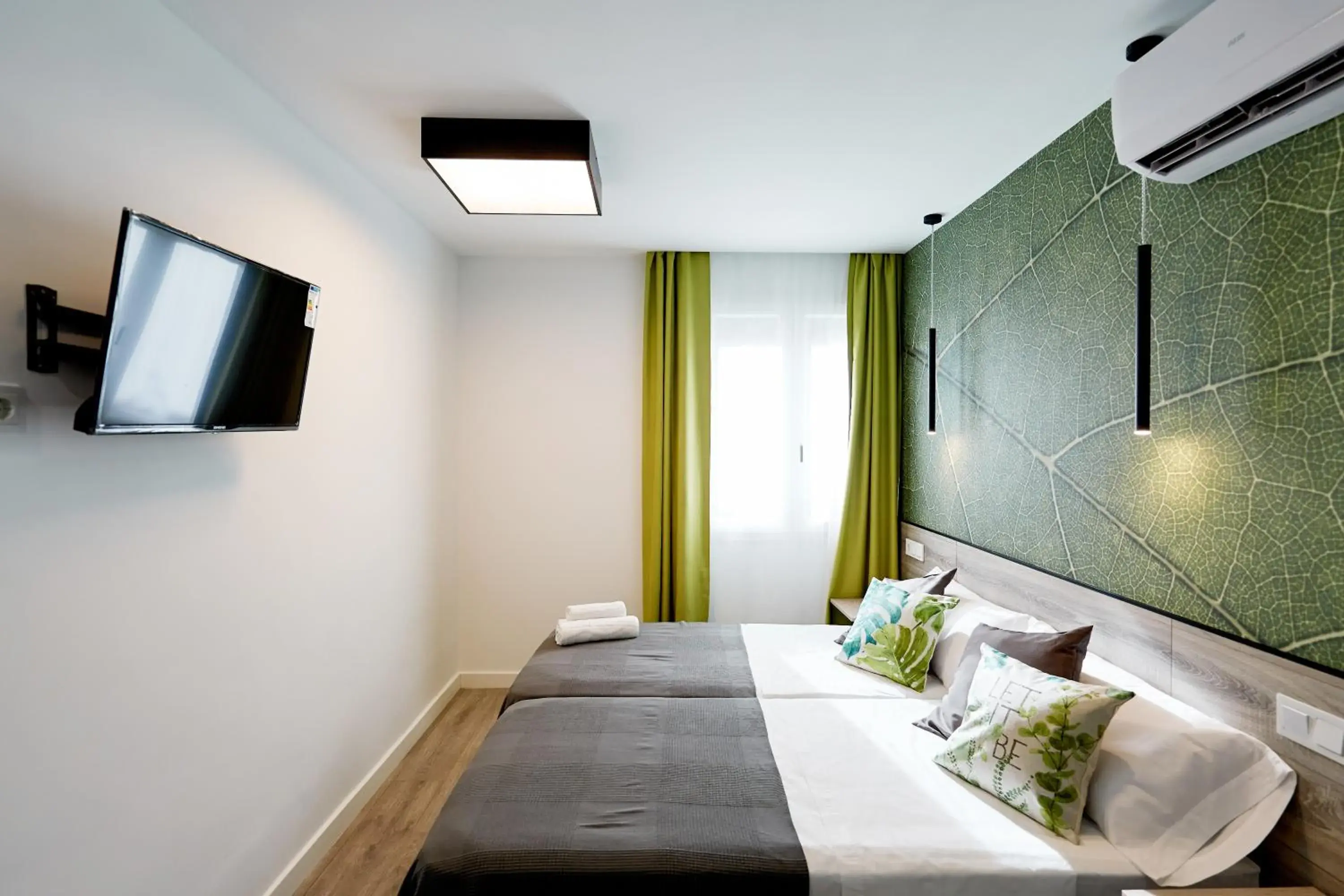 Twin Room in Enmathi Alicante Benalua Twin Room in Enmathi Alicante Benalua