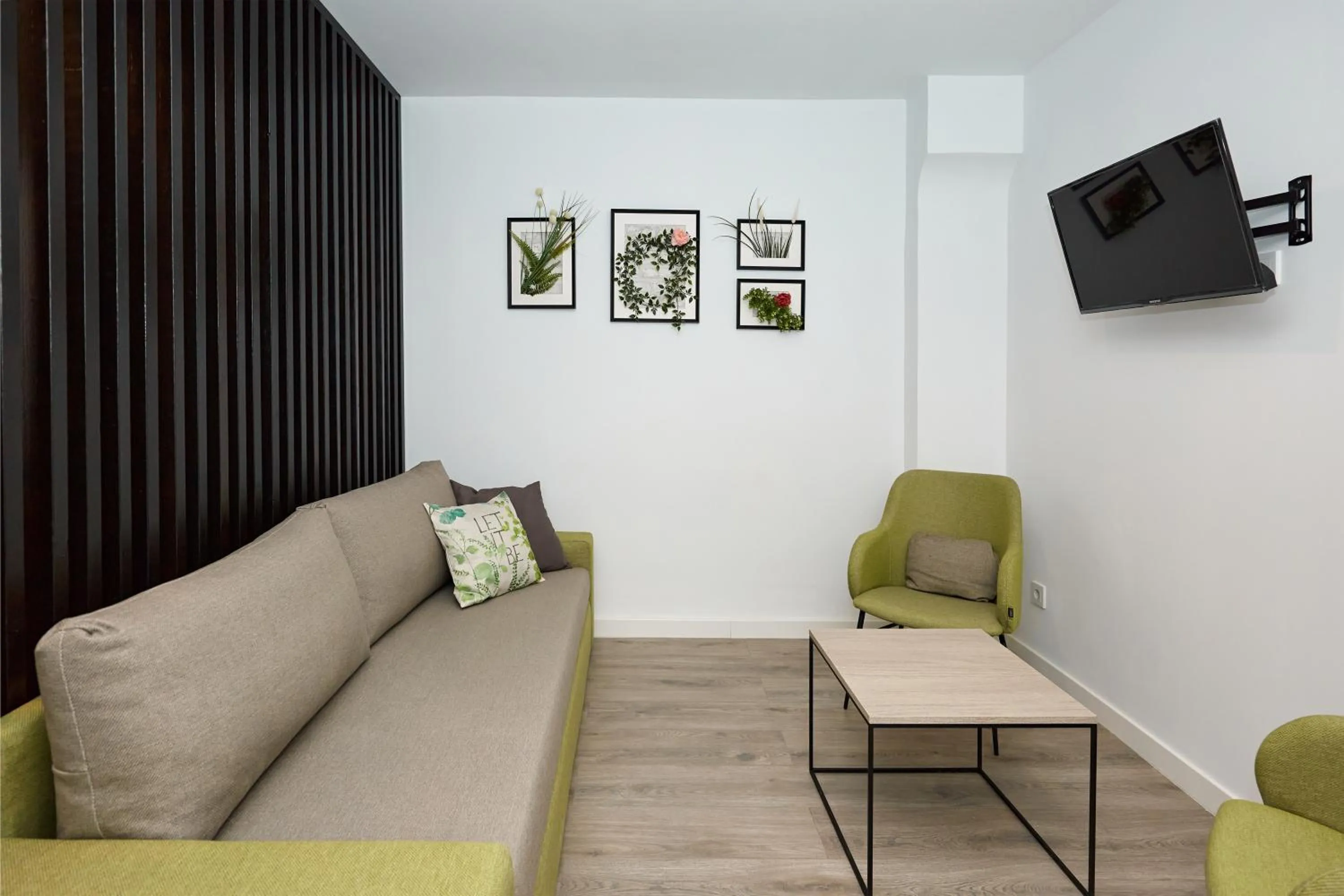 TV and multimedia in Wayteko Boutique Hotel