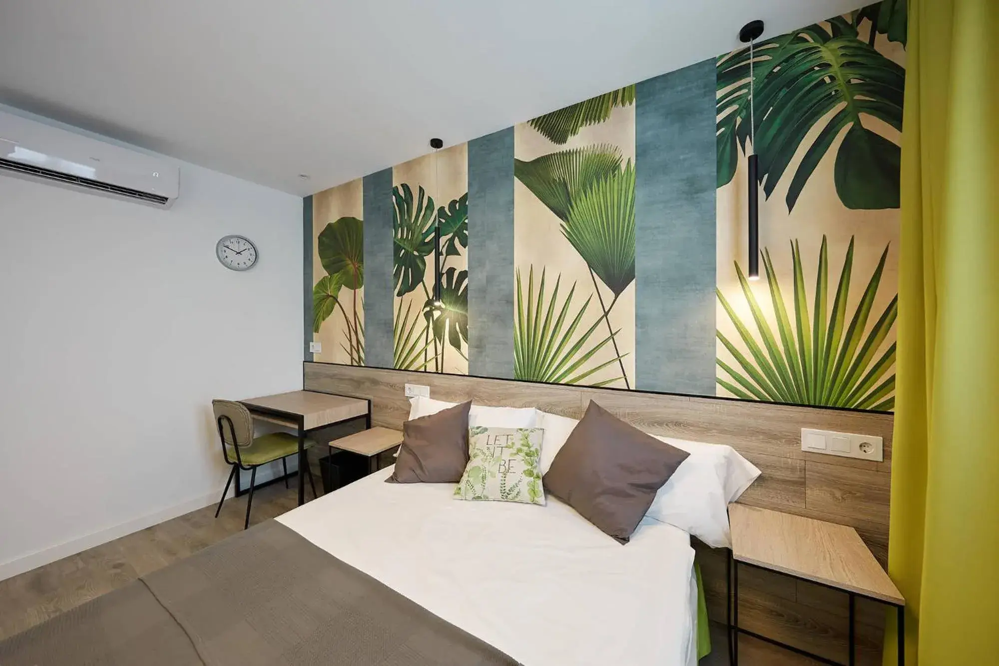 People, Bed in Wayteko Boutique Hotel People, Bed in Wayteko Boutique Hotel