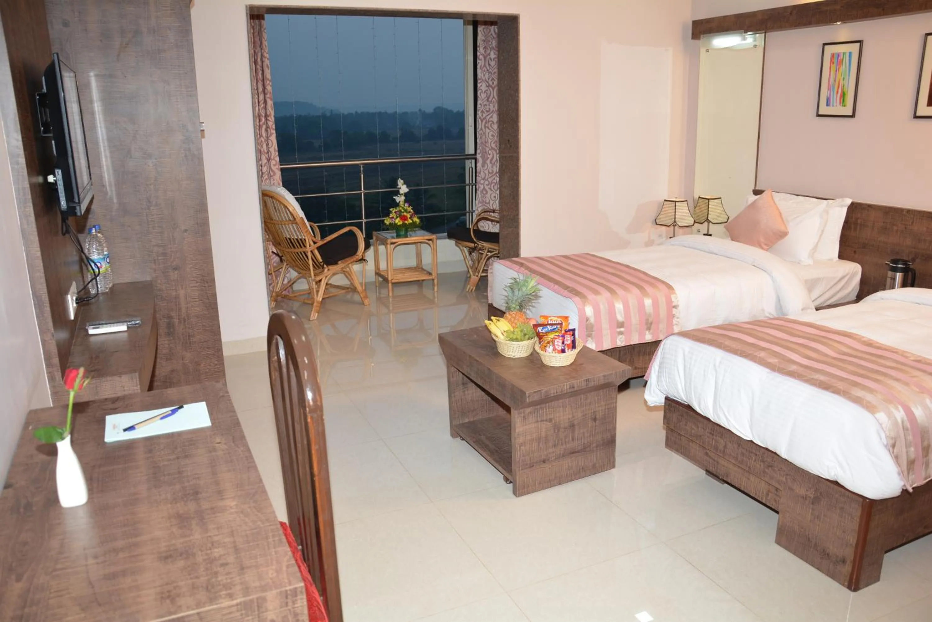 Photo of the whole room, Bed in Boshan Hotels
