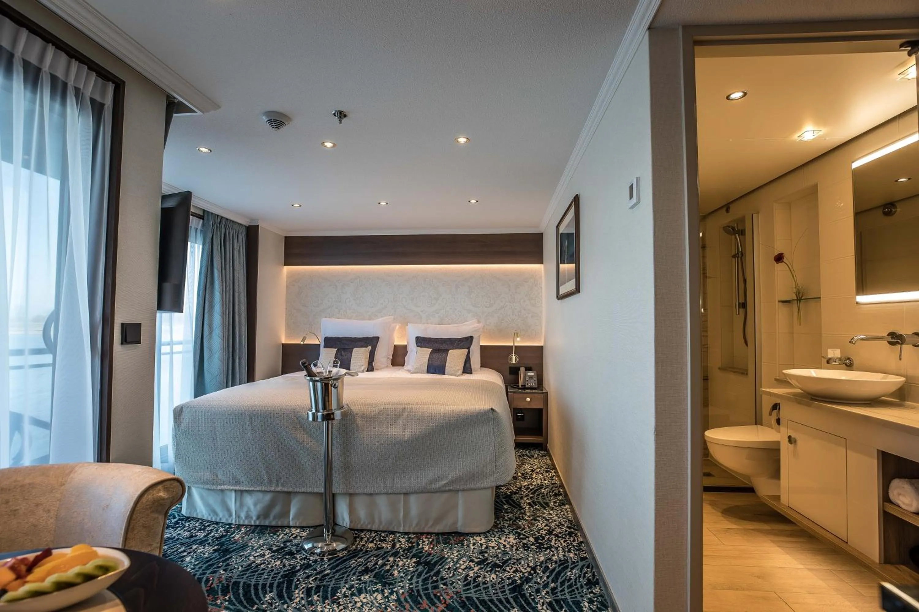 Photo of the whole room in VIVA RIVERSIDE 4 Köln