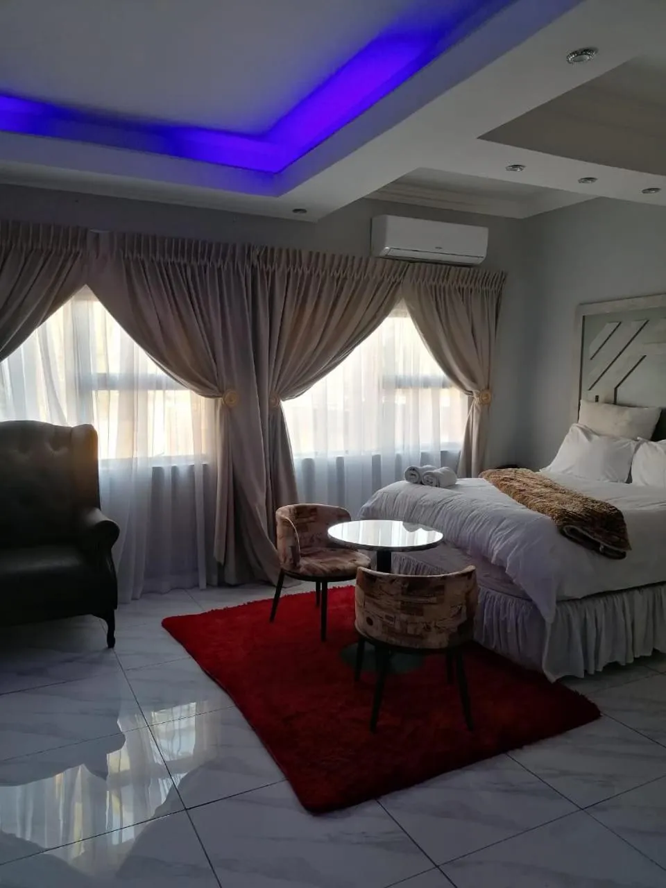 Bed in National Lodge