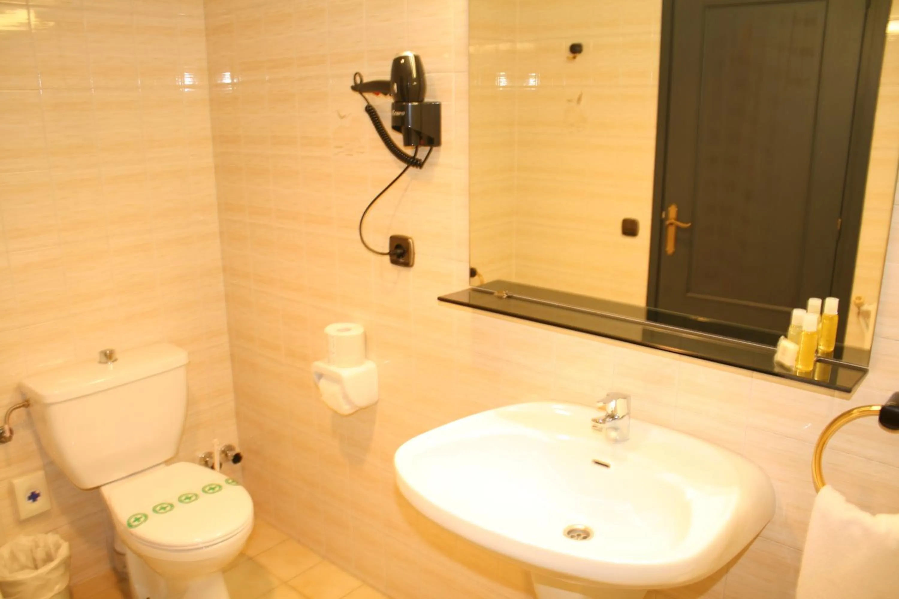 Bathroom in Hotel Font Del Marge