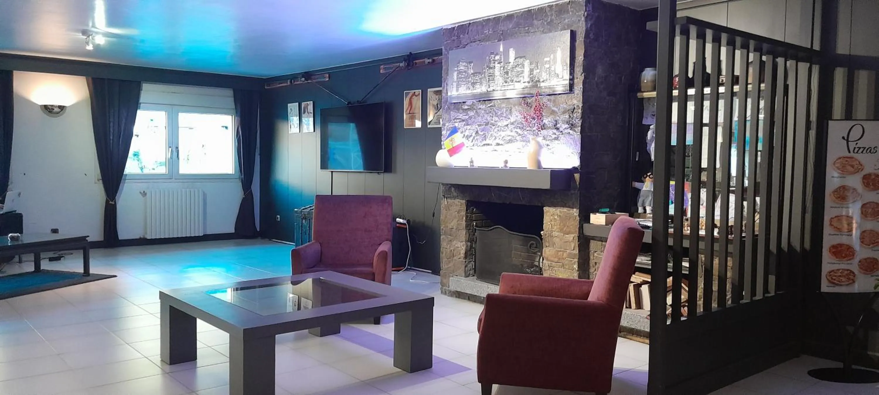 Living room, Seating Area in Hotel Font Del Marge