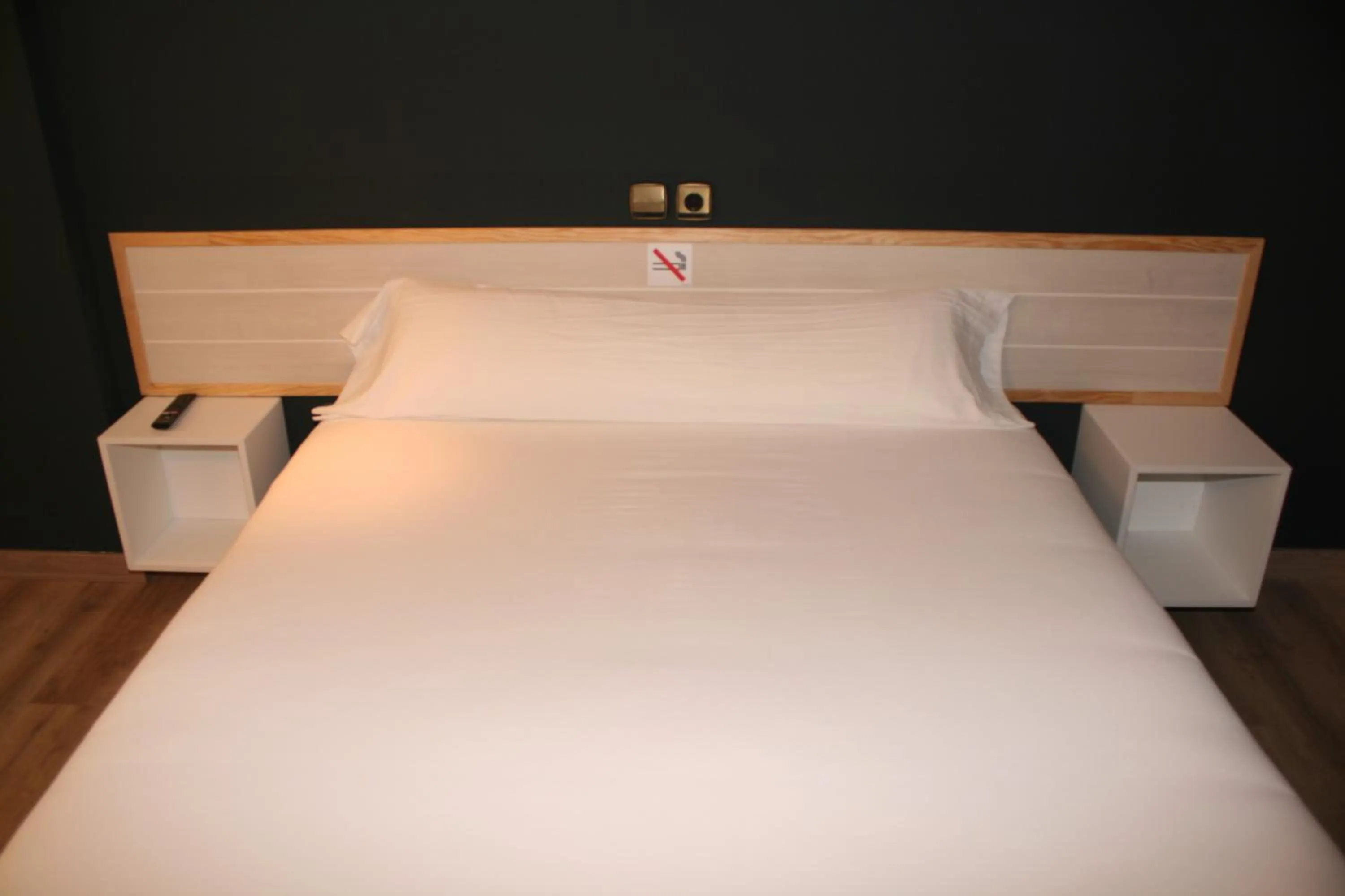 Bedroom, Bed in Hotel Font Del Marge