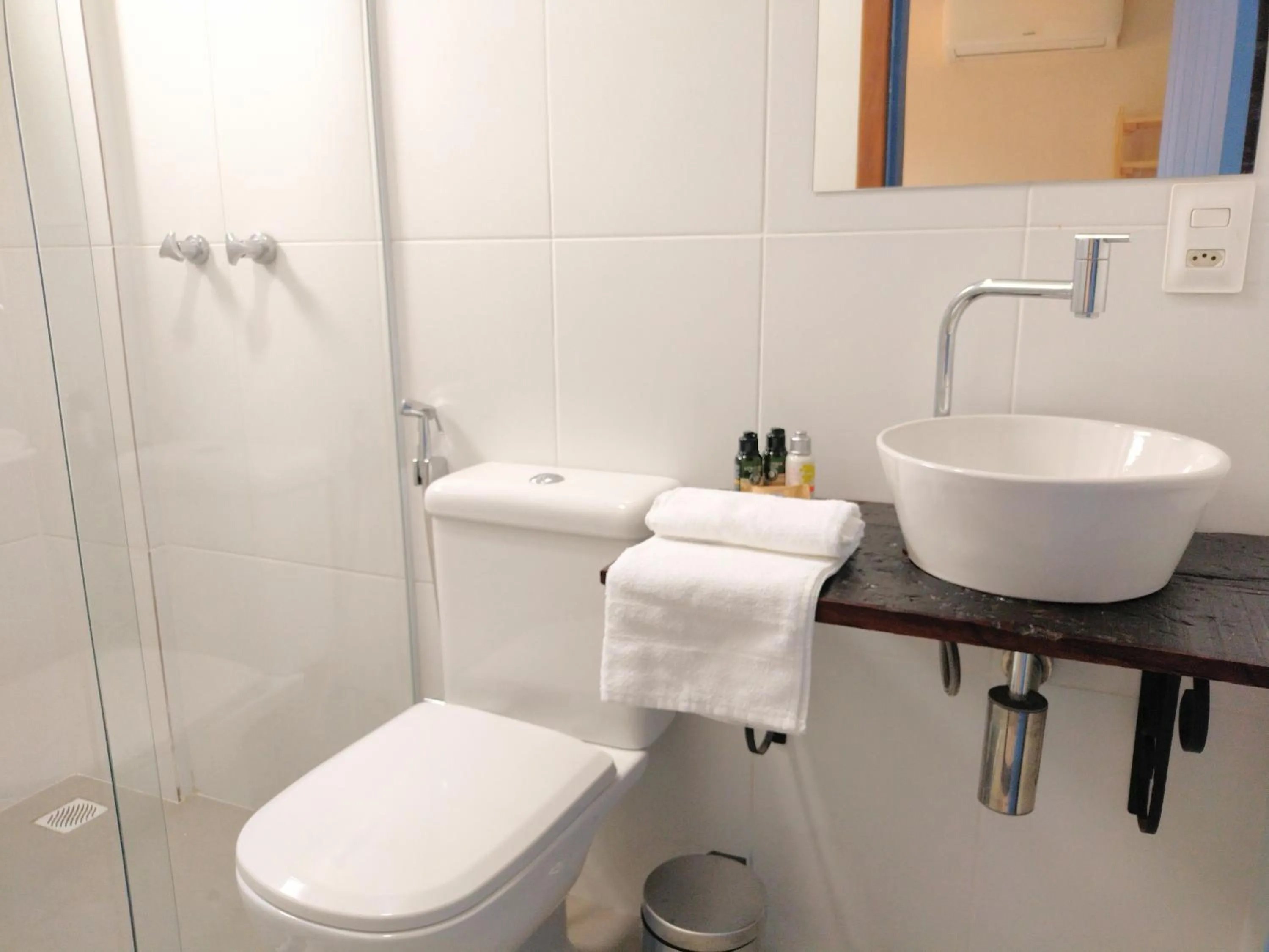 Toilet in Pousada VilaZinha