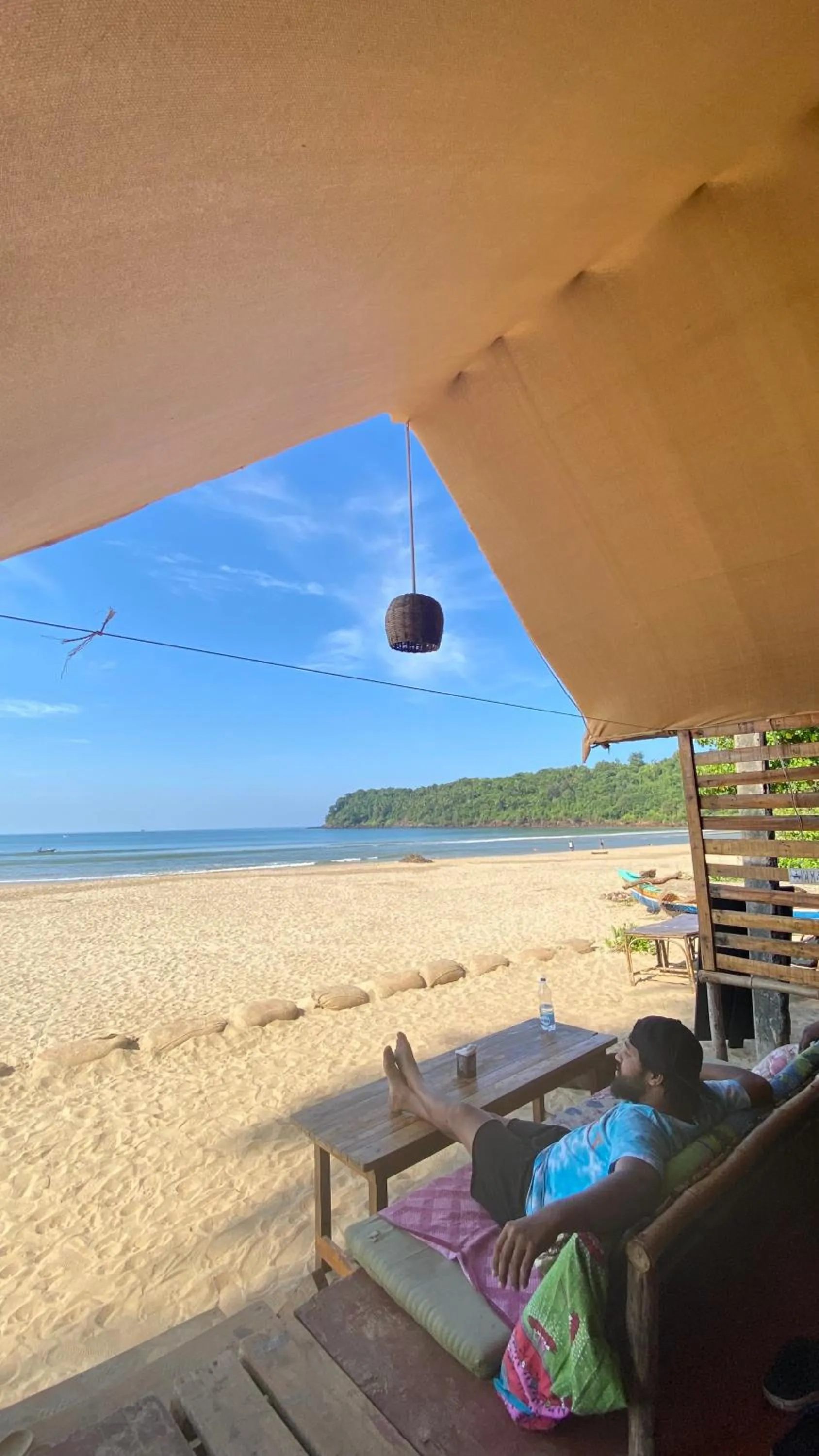 Restaurant/places to eat in DucknChill-Agonda