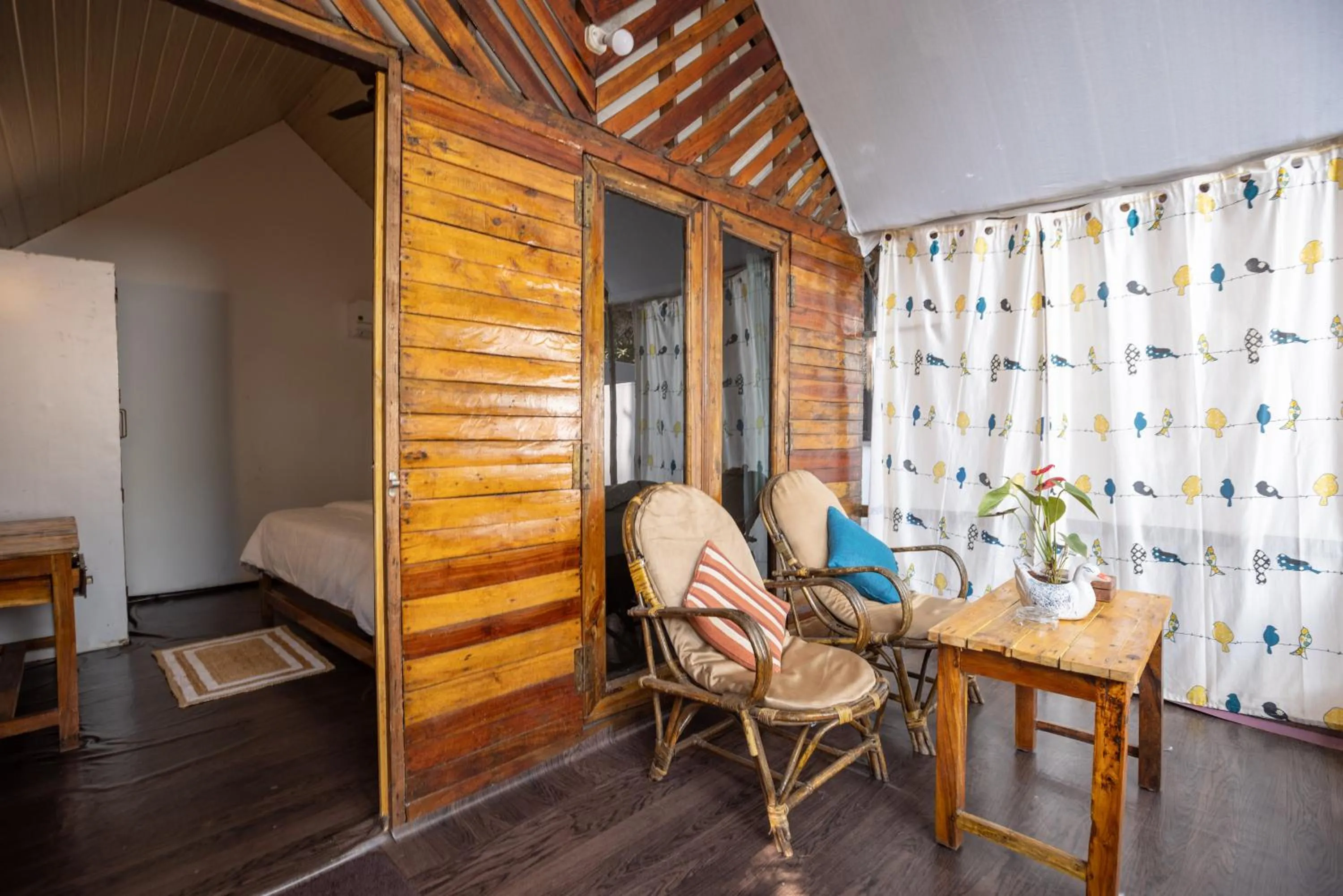 Facade/entrance in DucknChill-Agonda