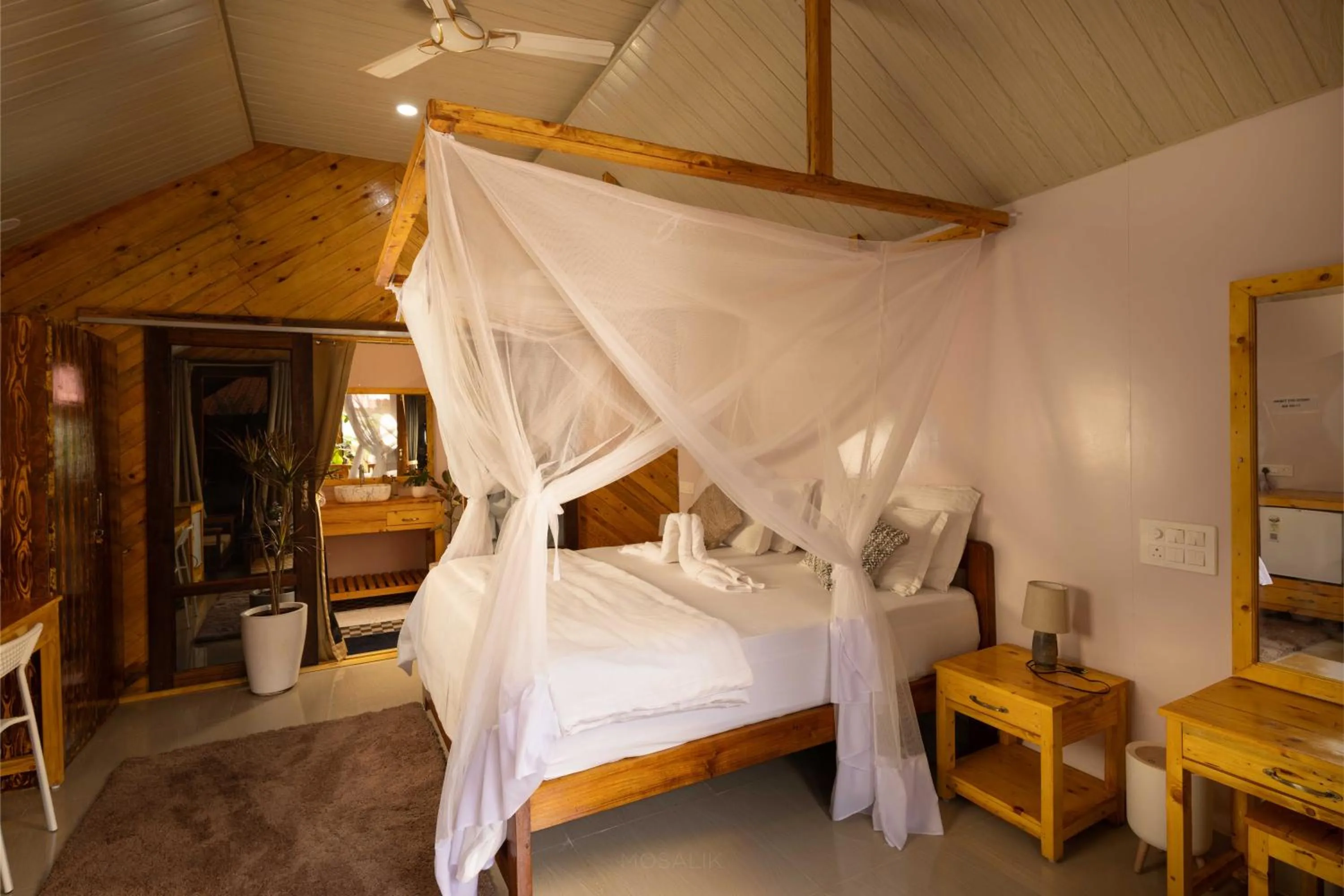 Bedroom, Bed in DucknChill-Agonda