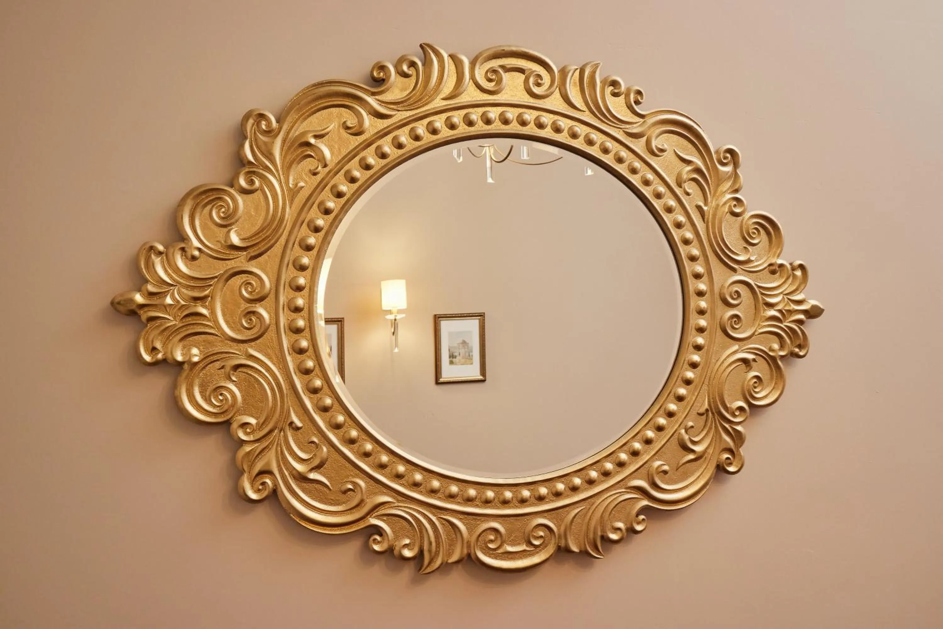 hair dresser in White Palace Old City Boutique Hotel