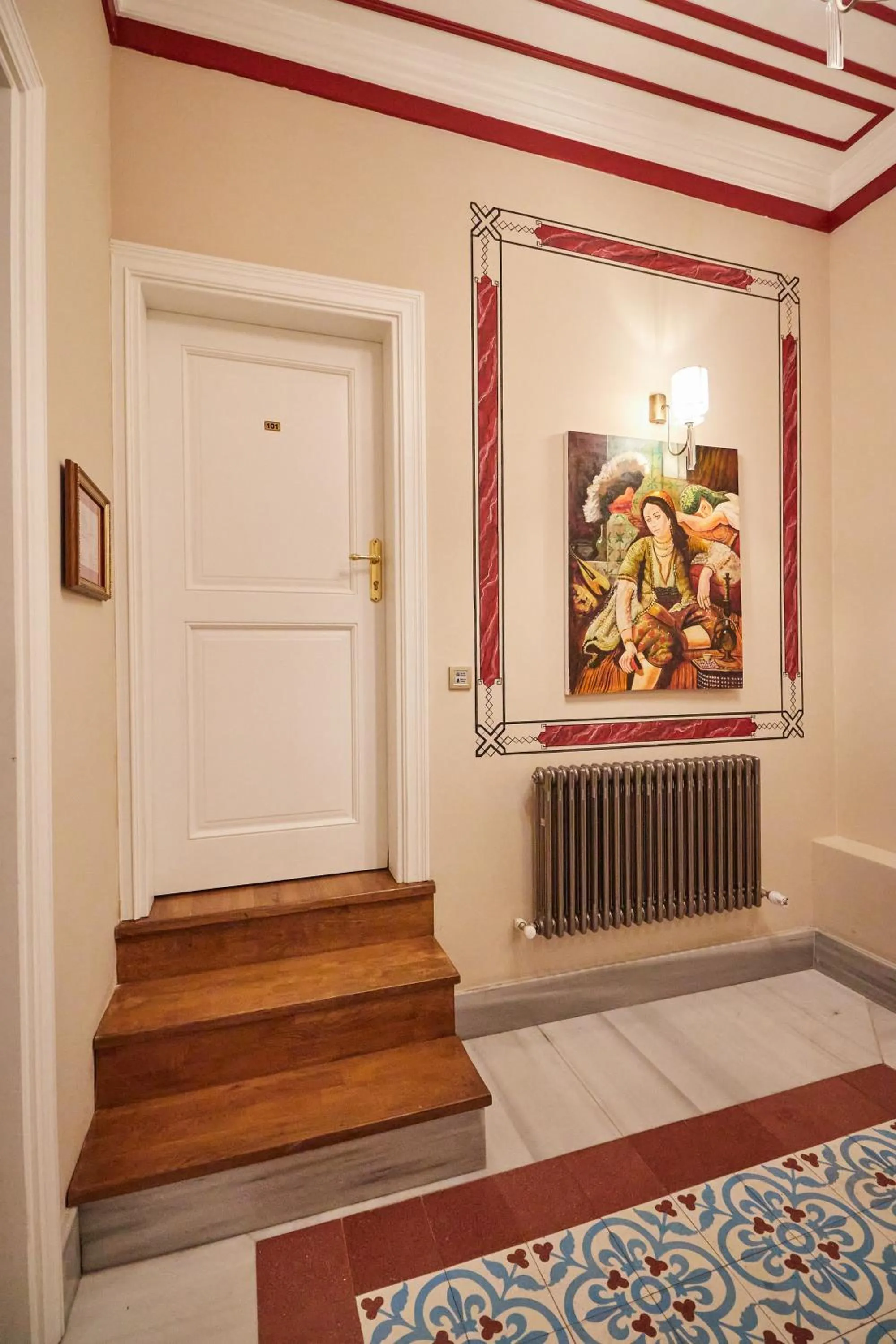 Facade/entrance in White Palace Old City Boutique Hotel