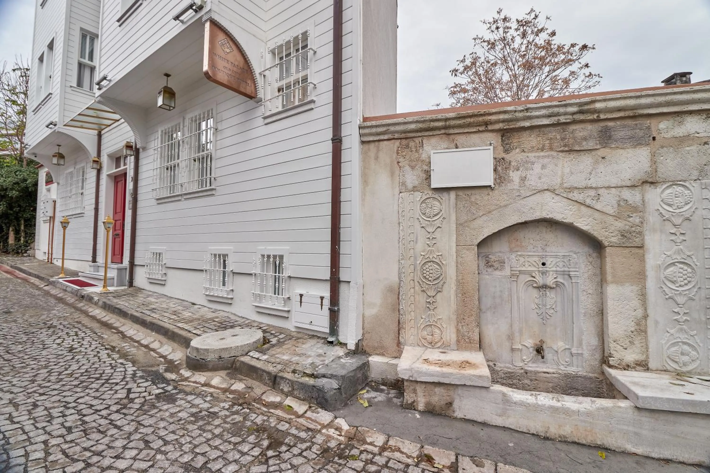 Property building in White Palace Old City Boutique Hotel