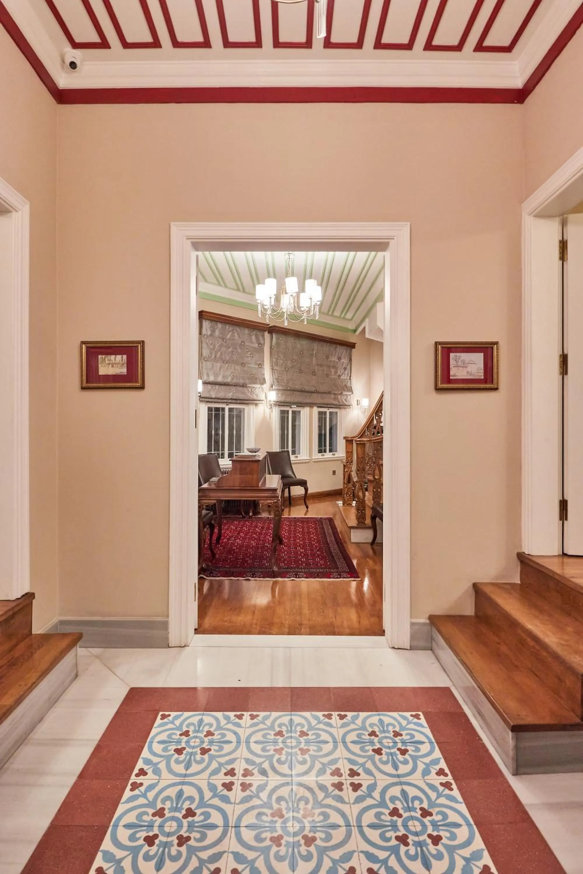 Lobby or reception in White Palace Old City Boutique Hotel