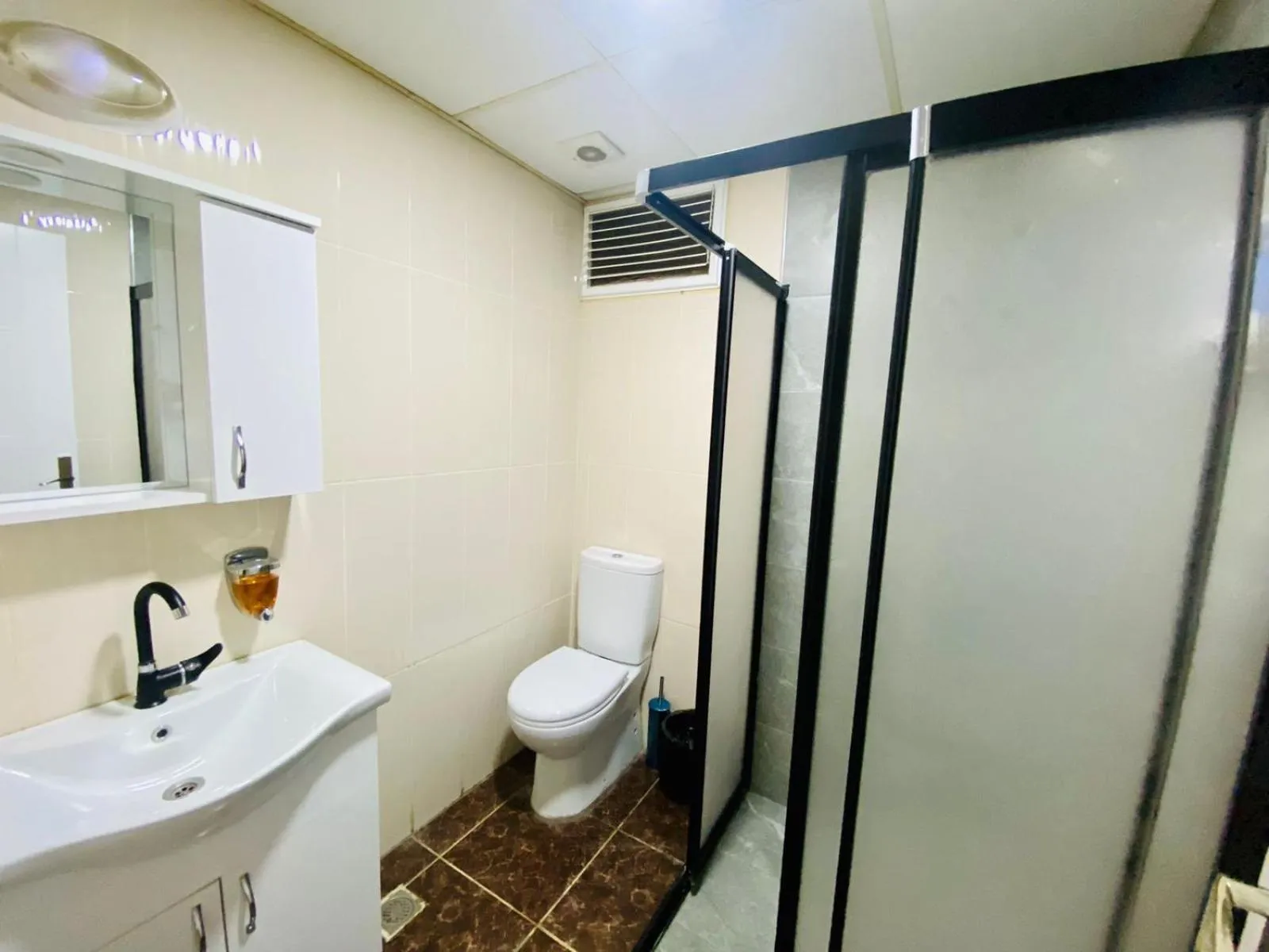 Bathroom in Airport Best Hotel