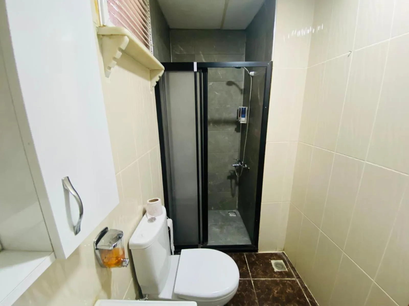 Bathroom in Airport Best Hotel