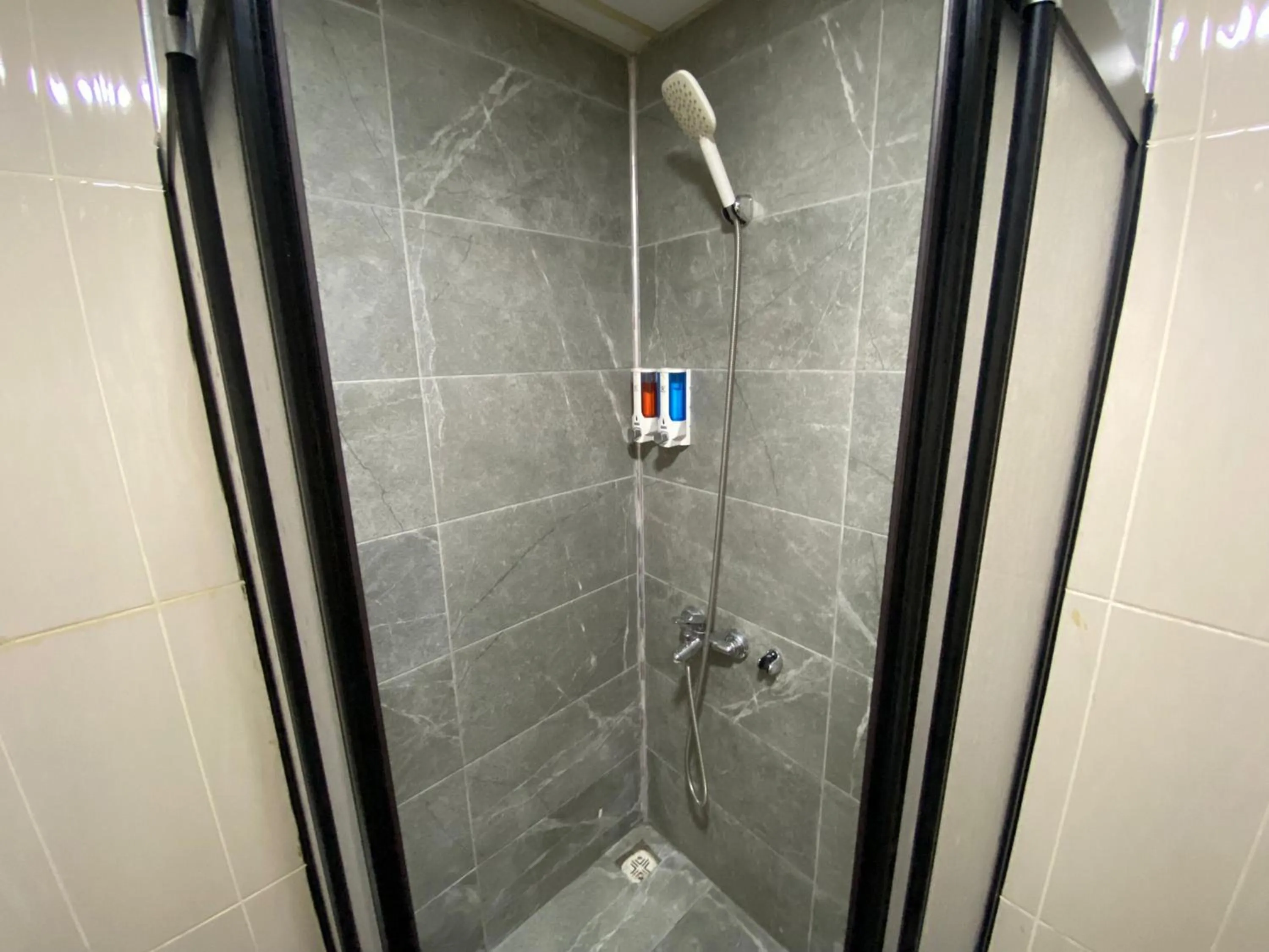 Bathroom in Airport Best Hotel