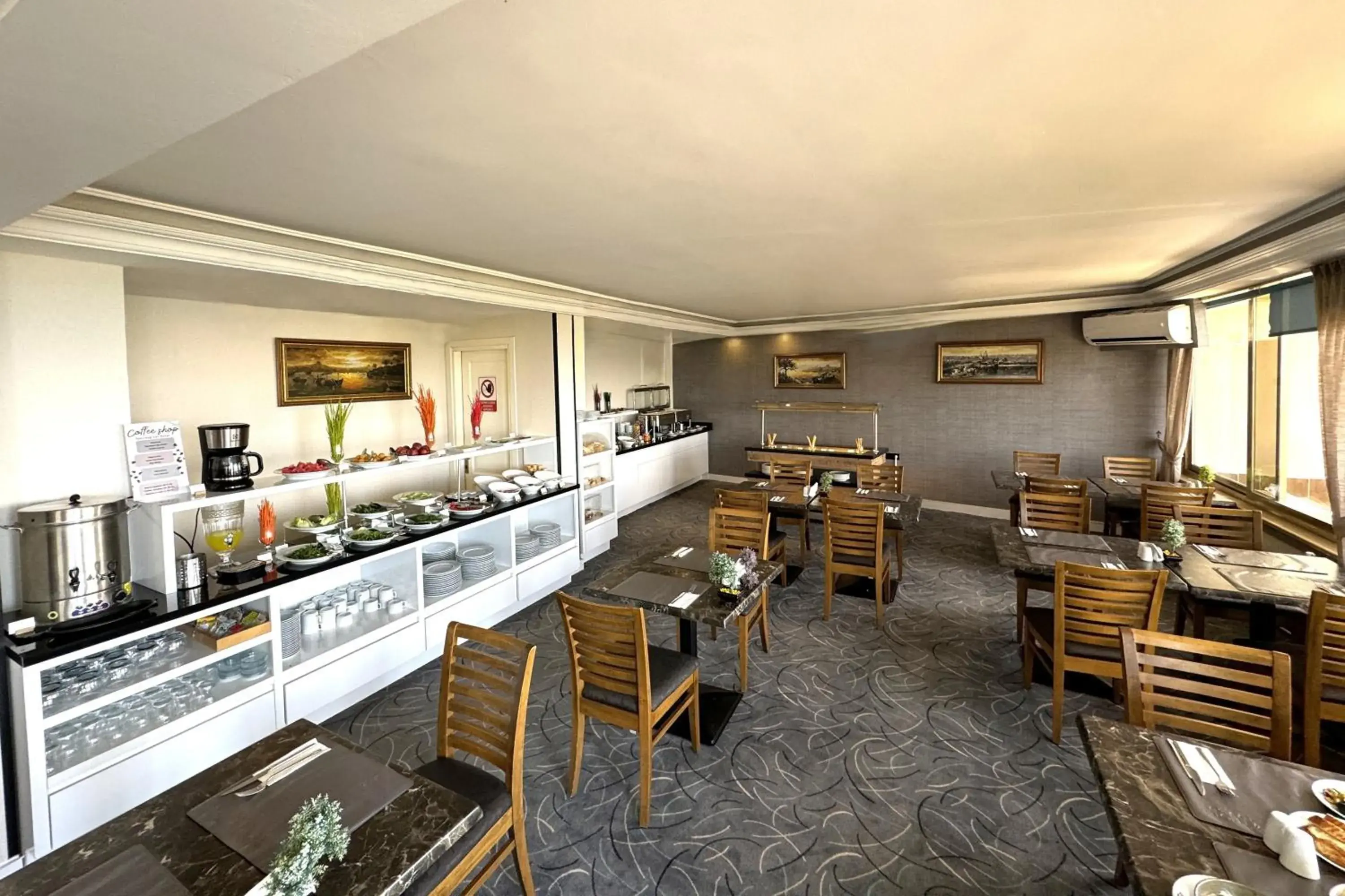 Breakfast in Tekirdağ Yat Hotel Breakfast in Tekirdağ Yat Hotel