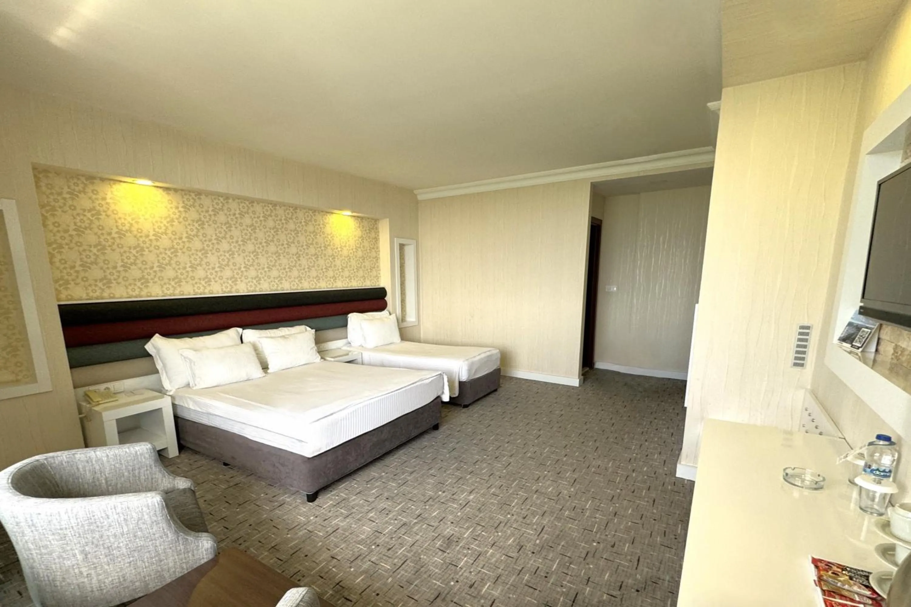 Bed in Tekirdağ Yat Hotel