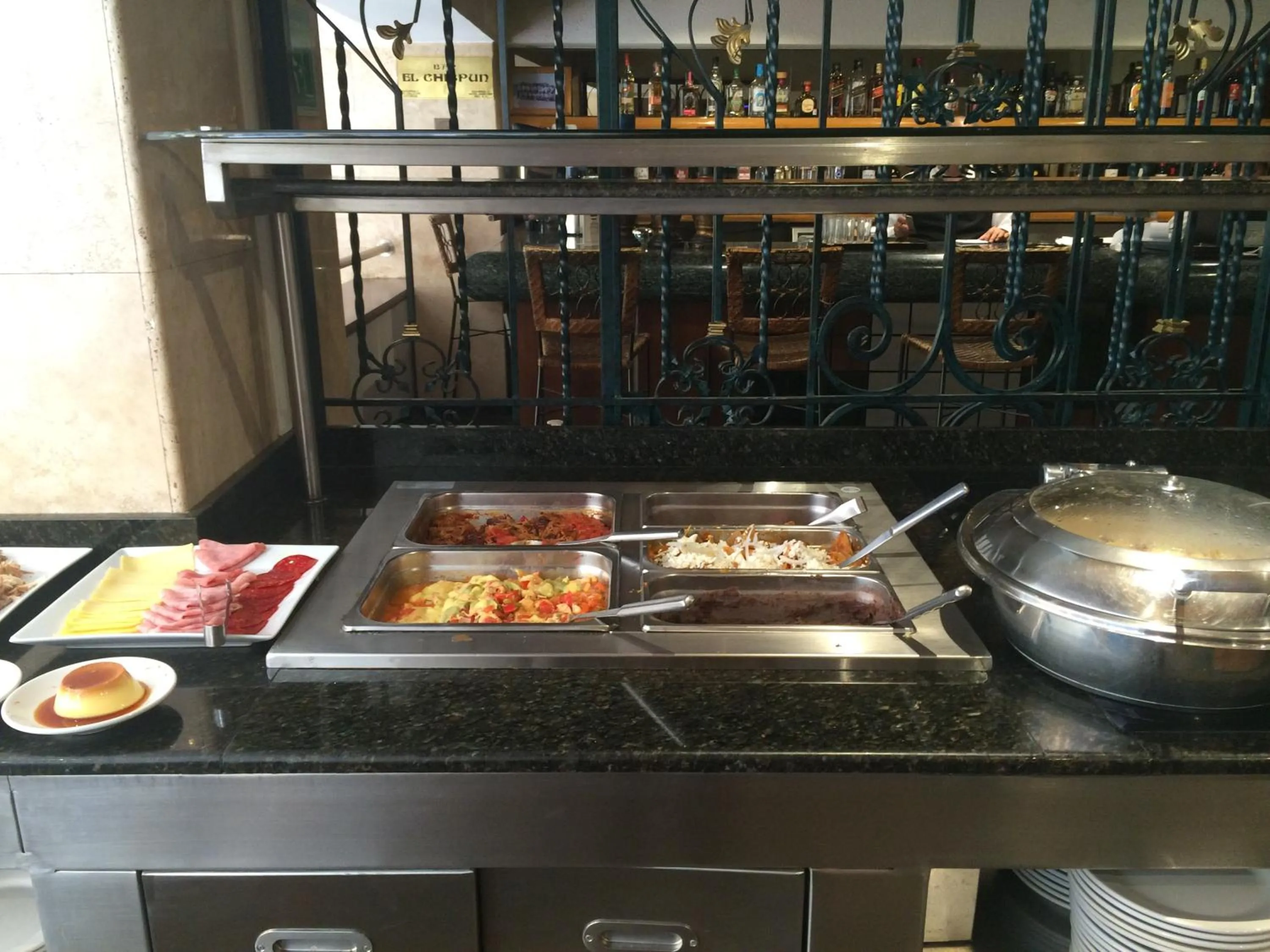 Buffet breakfast in Hotel Marlowe Centro Histórico