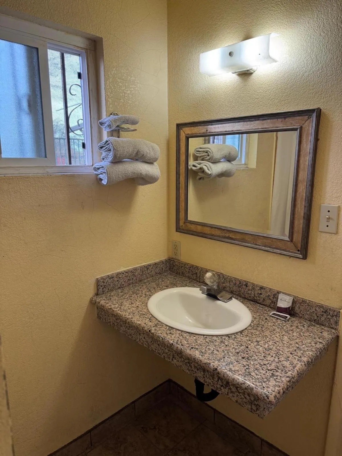 Bathroom in Sunstar Inn